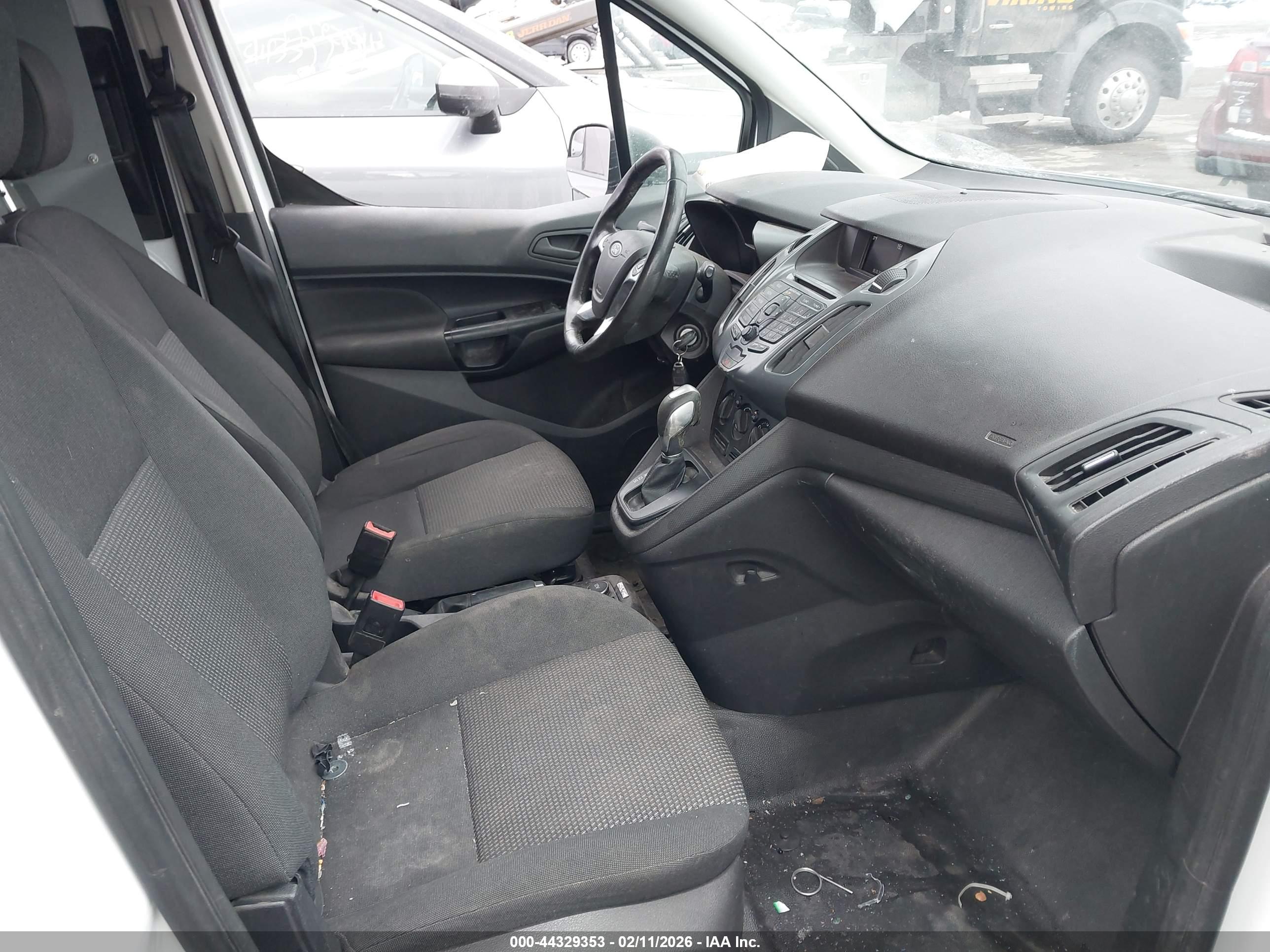 FORD TRANSIT image 5