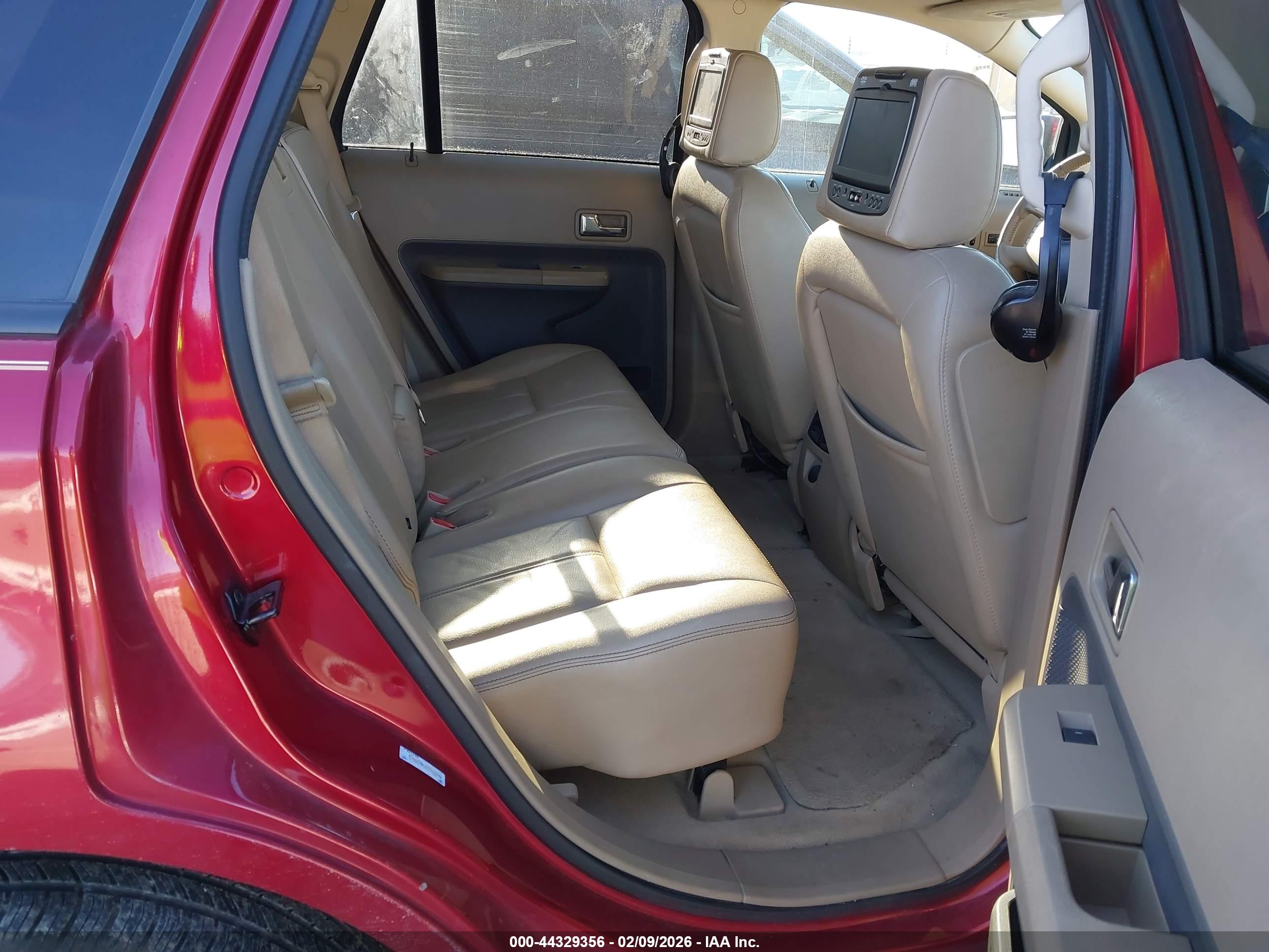 FORD EDGE image 8