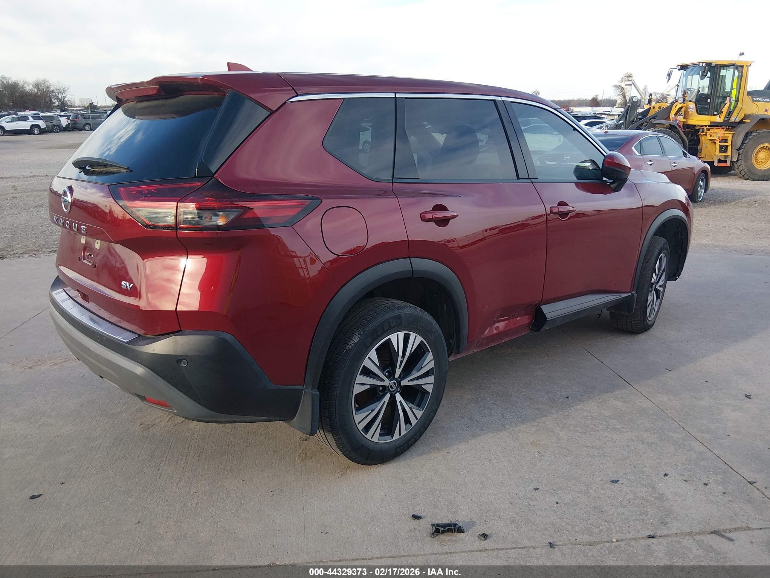 NISSAN ROGUE image 4