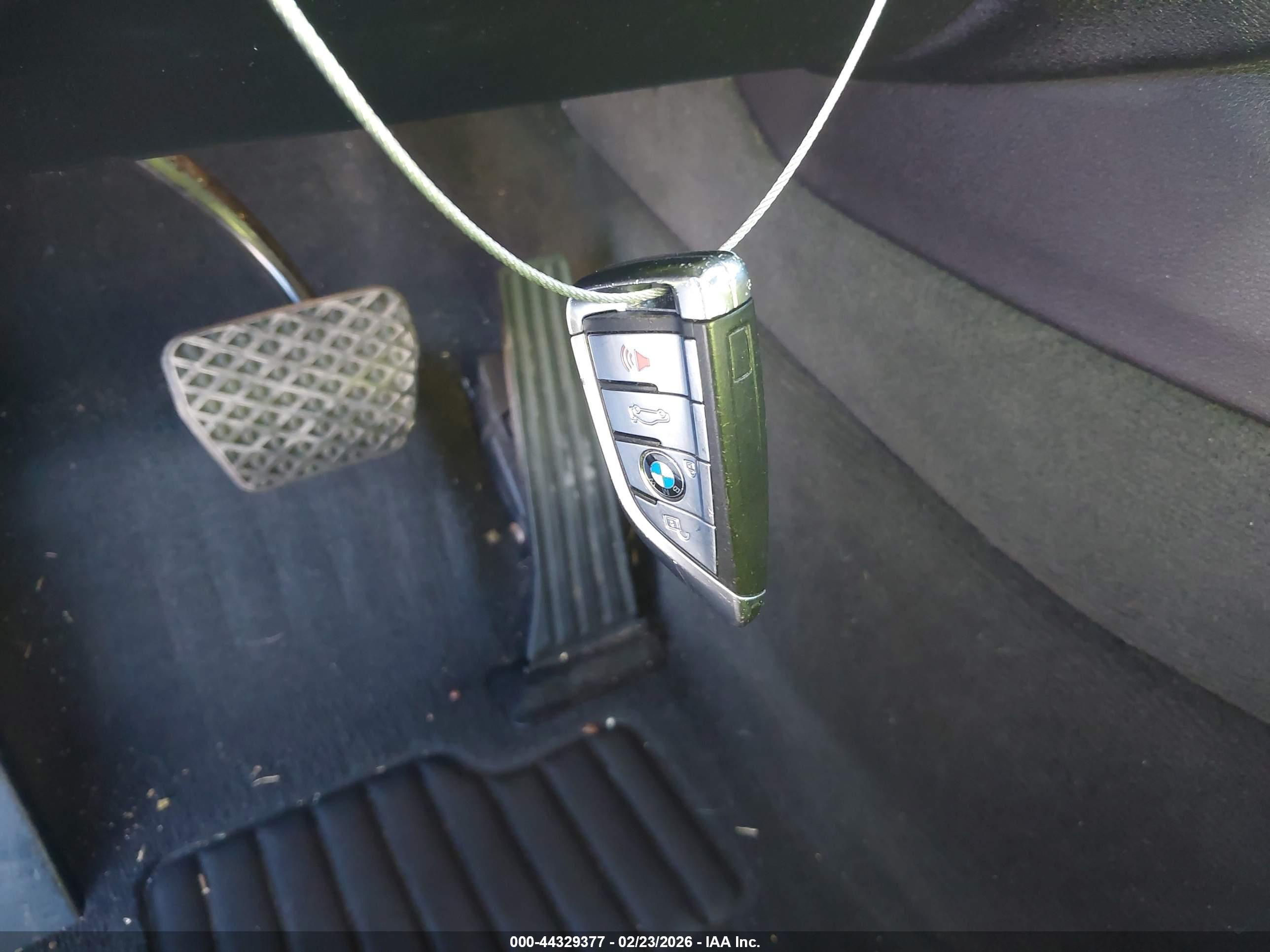 BMW X5 image 11