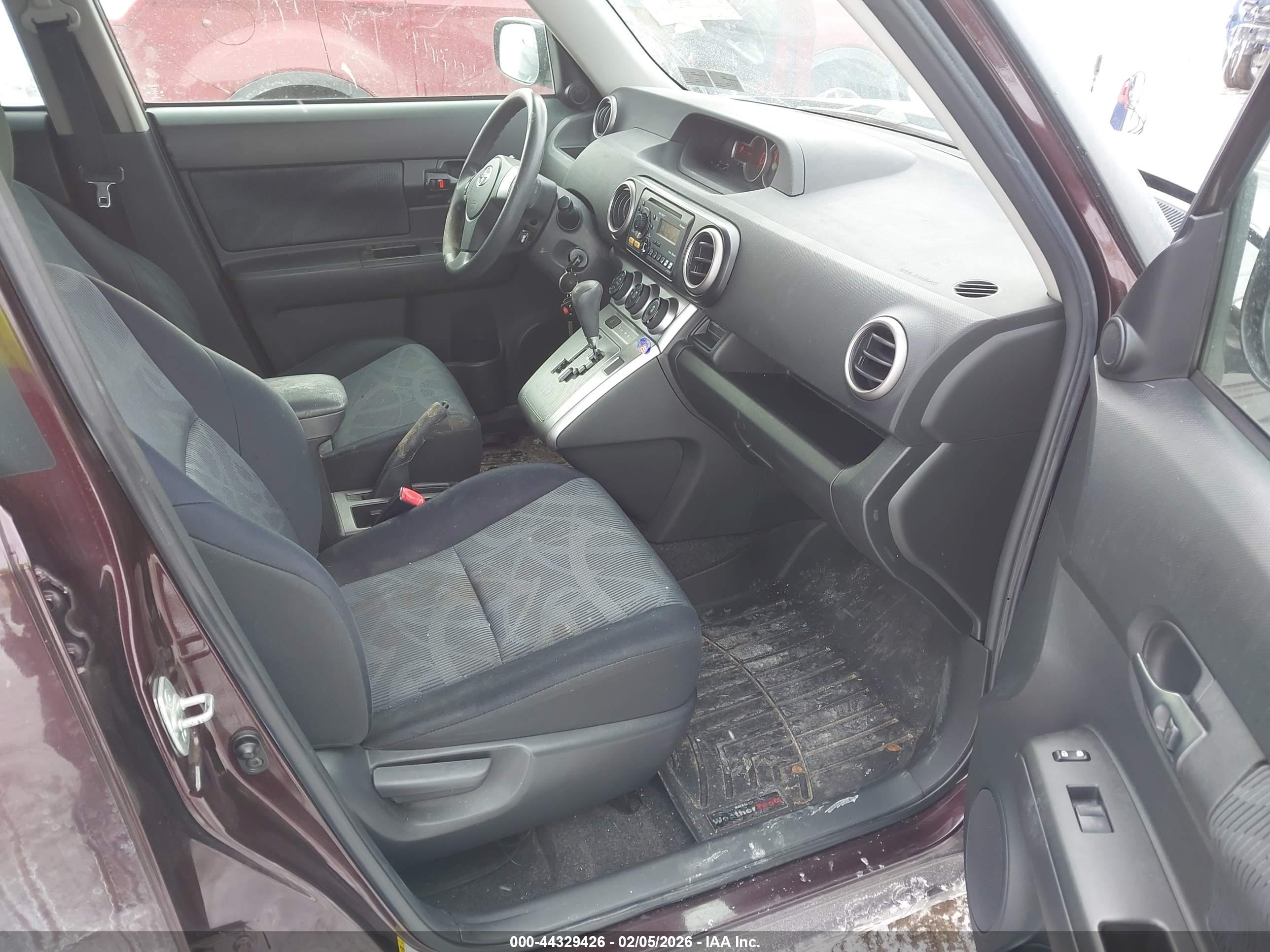 SCION XB image 5