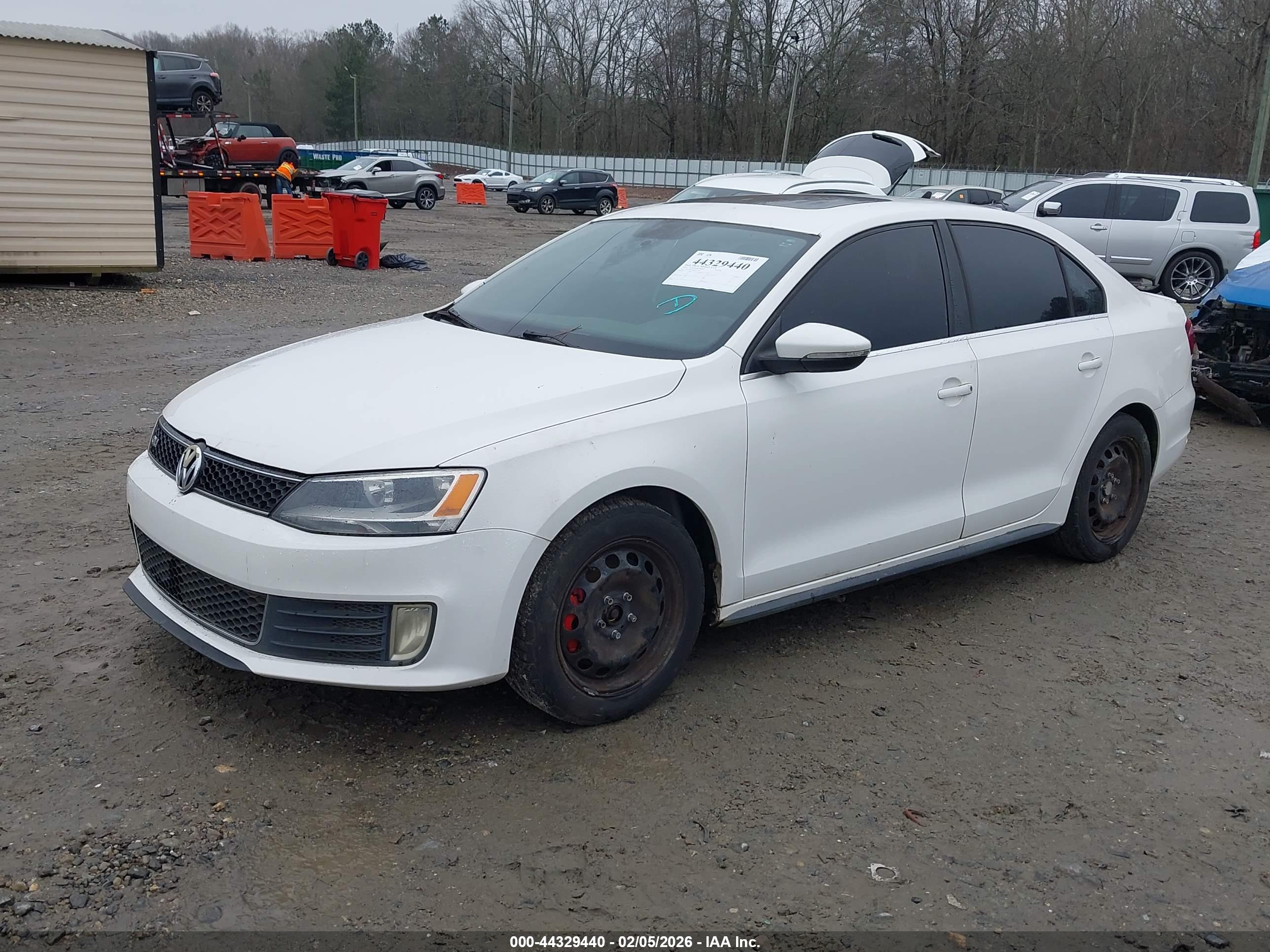 VOLKSWAGEN JETTA image 2