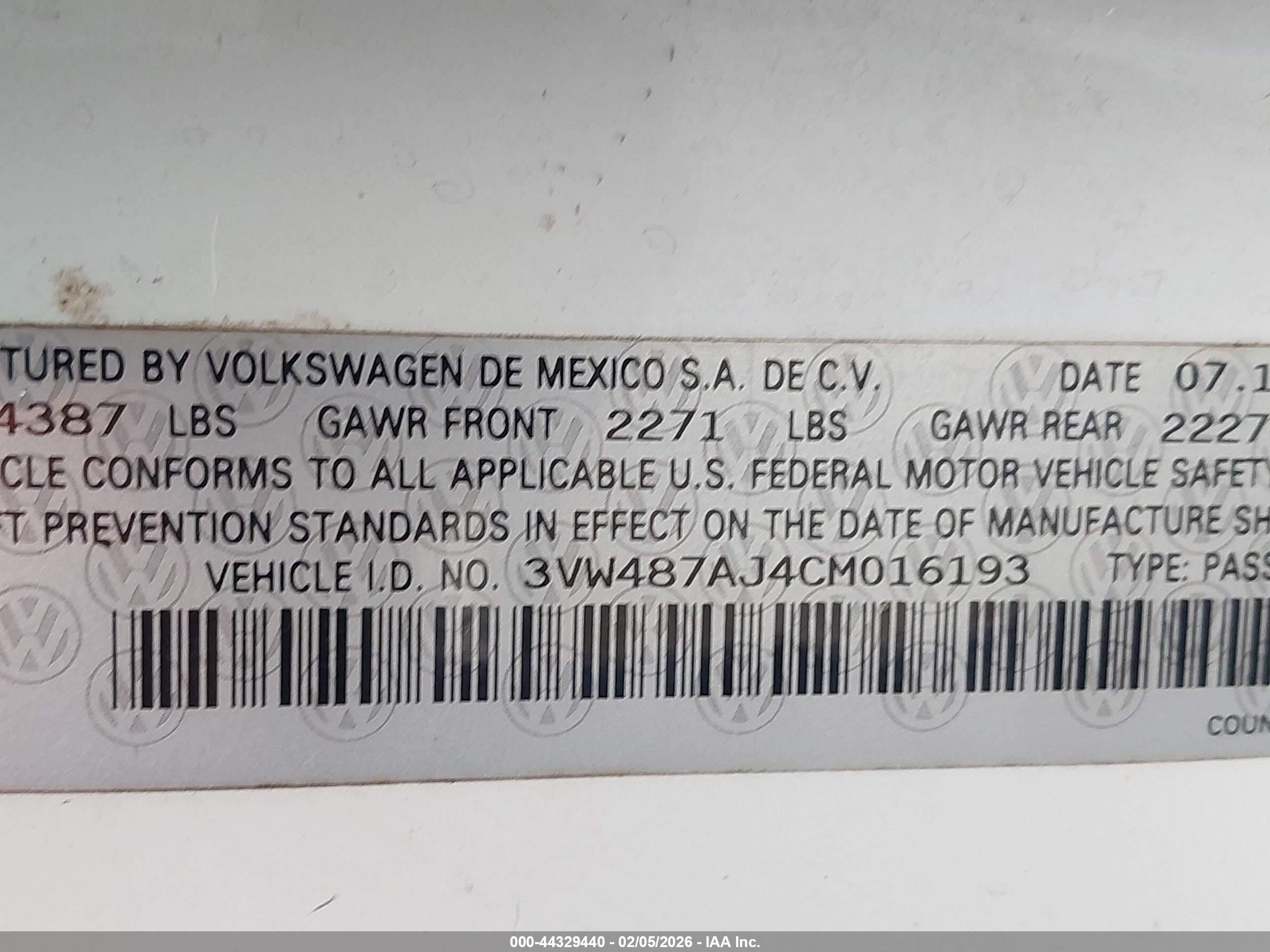 VOLKSWAGEN JETTA image 9