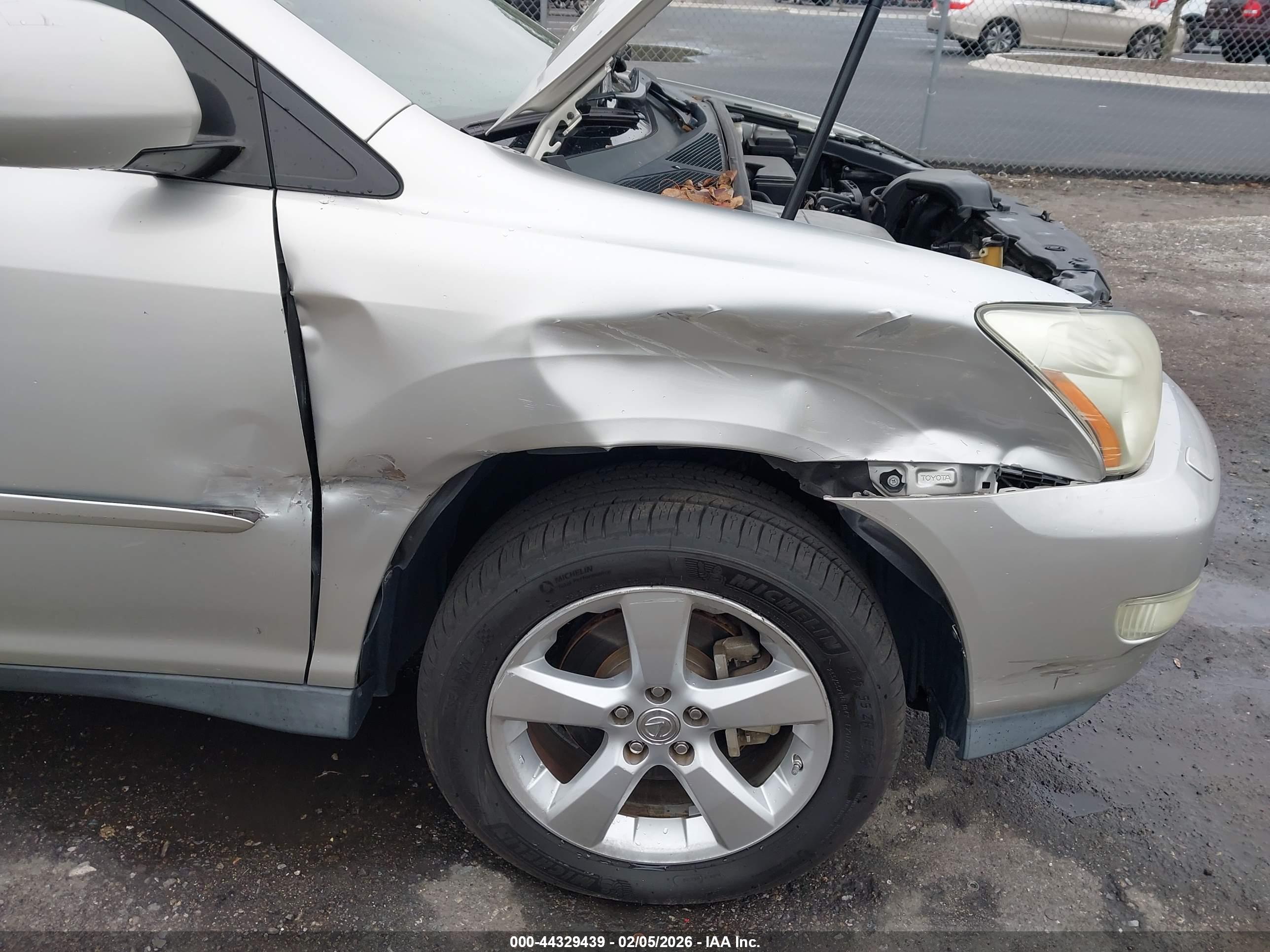LEXUS RX image 6