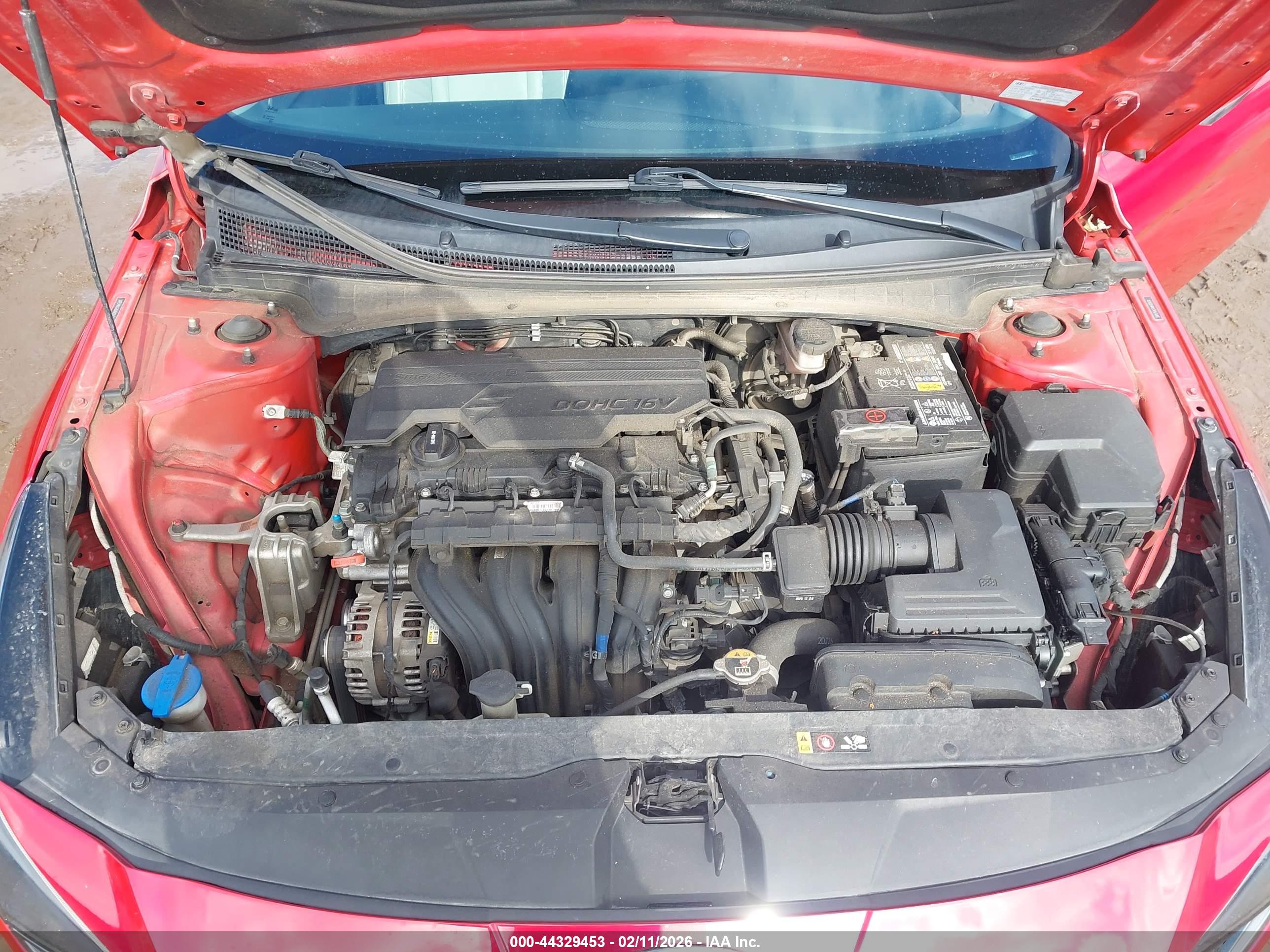 HYUNDAI ELANTRA image 10