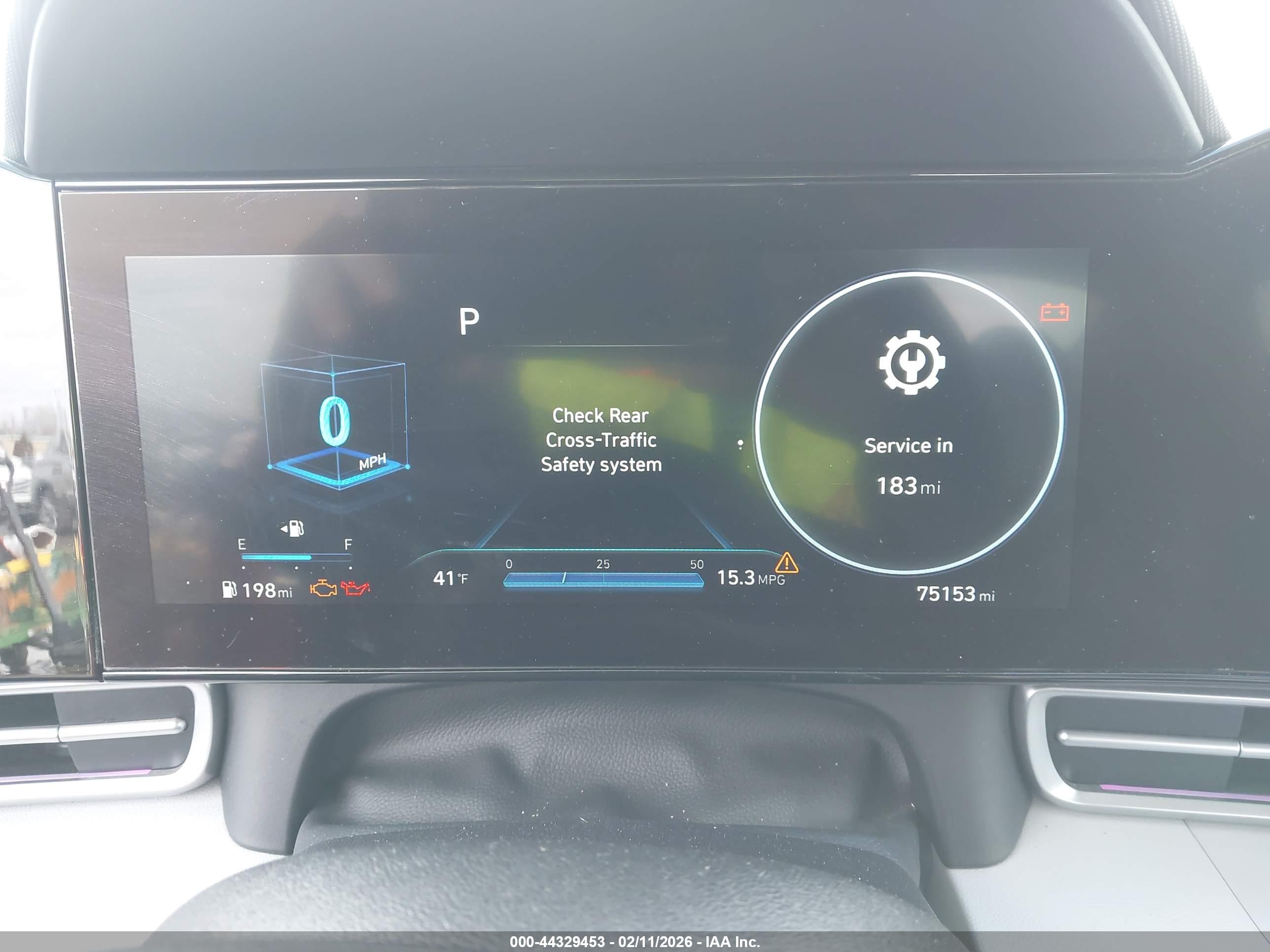 HYUNDAI ELANTRA image 7