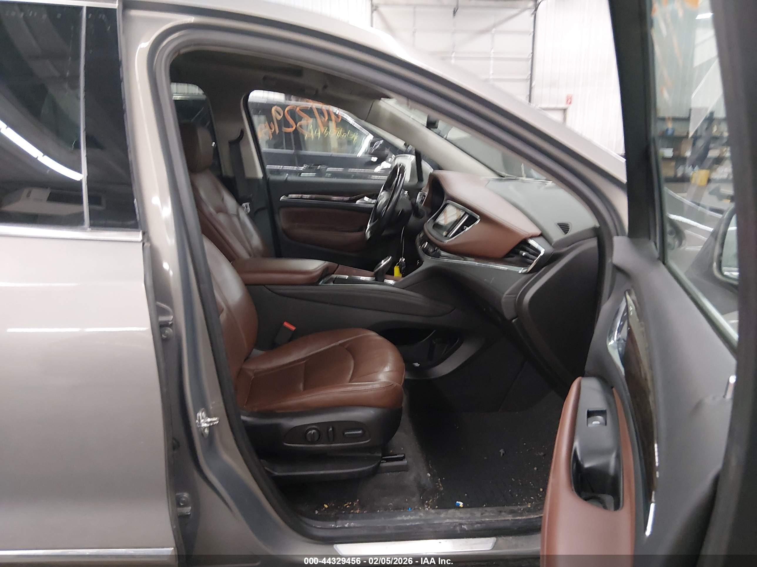 BUICK ENCLAVE image 5