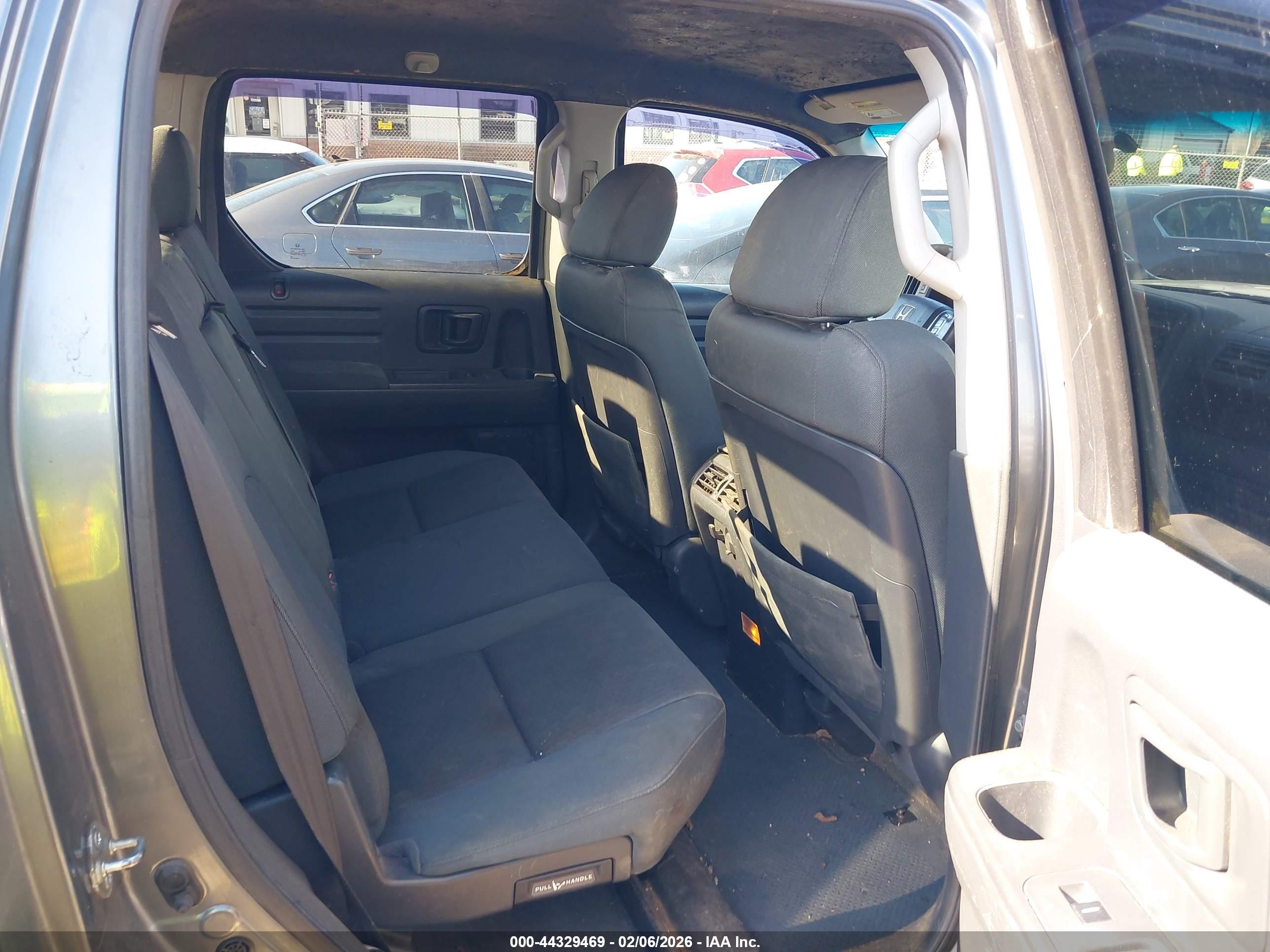 HONDA RIDGELINE image 8