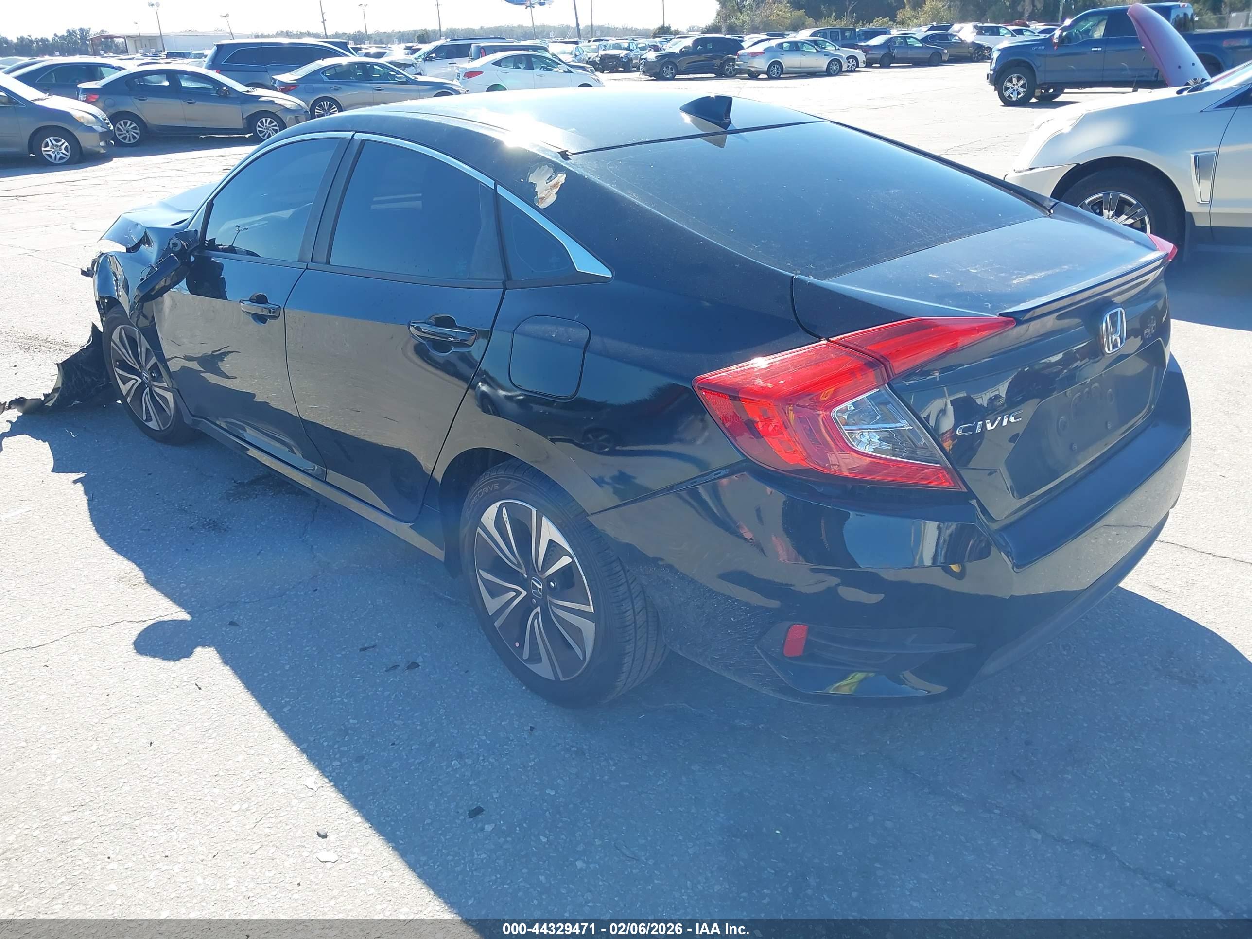 HONDA CIVIC image 3
