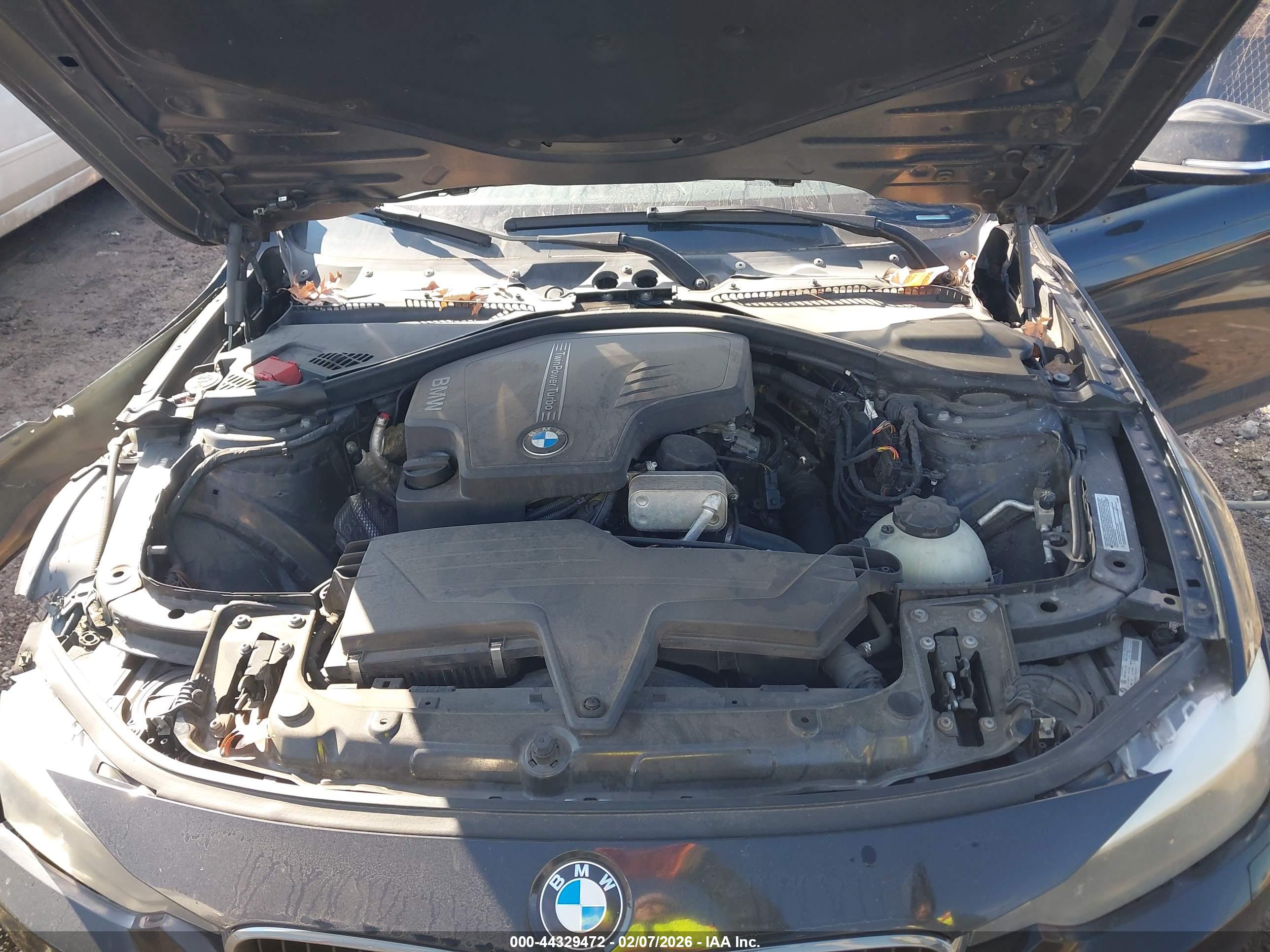 BMW 328I image 10