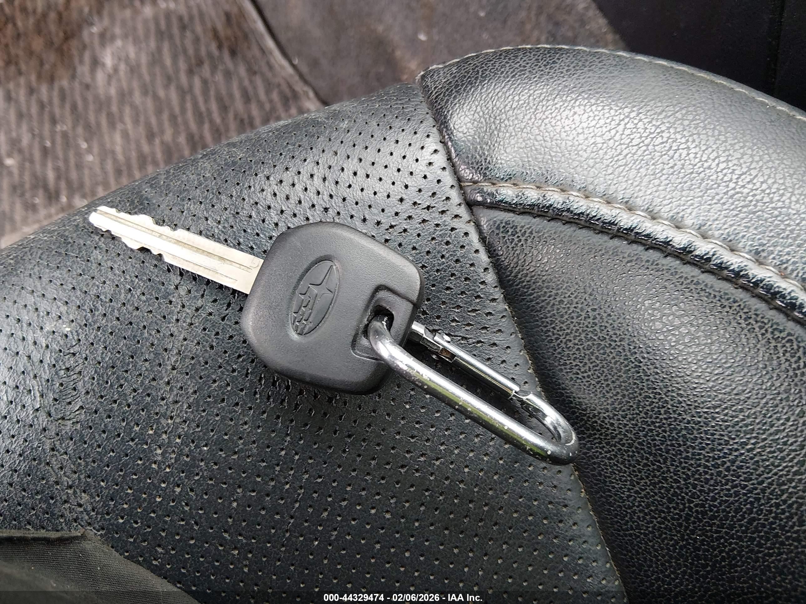 SUBARU OUTBACK image 11