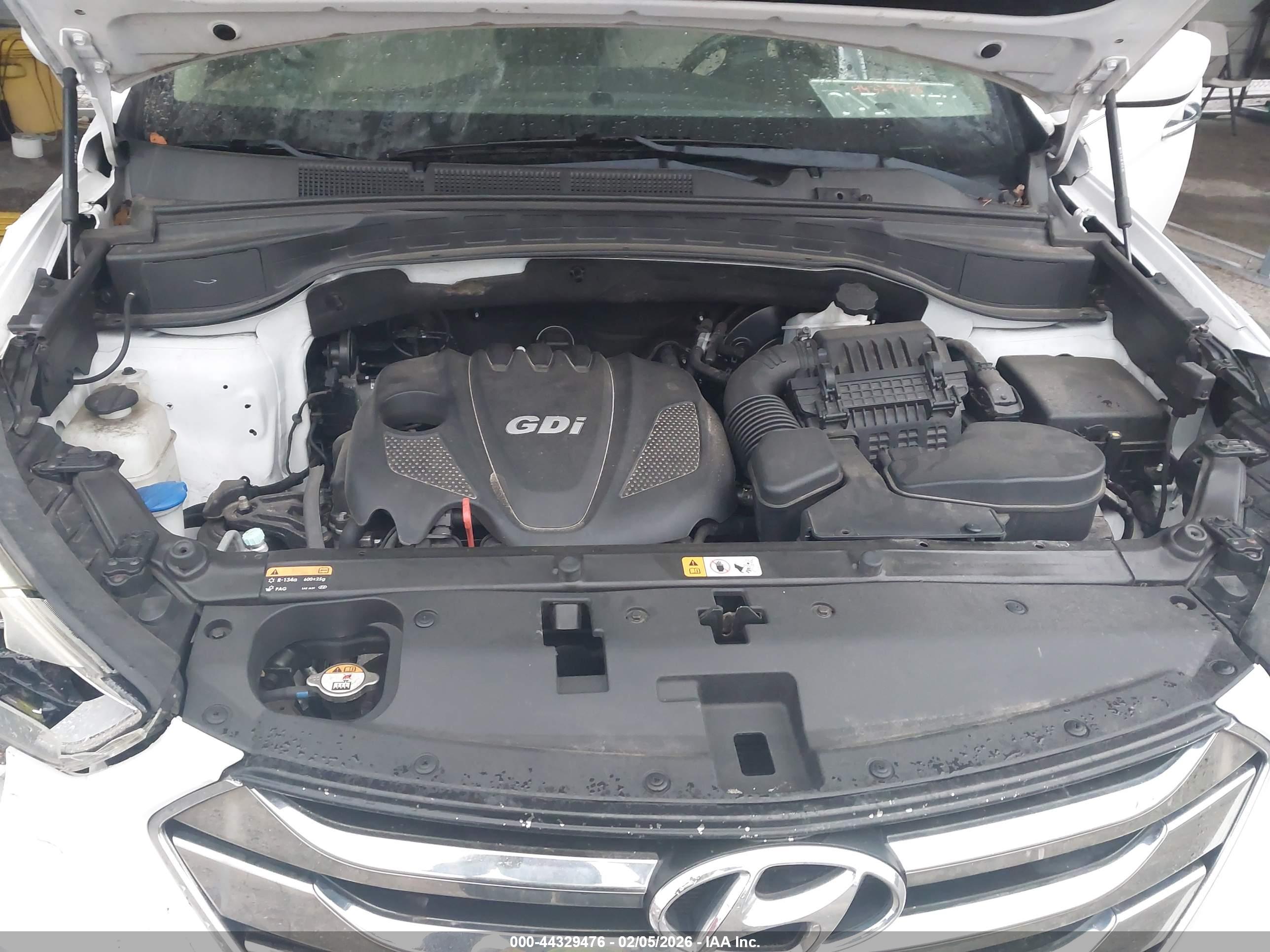 HYUNDAI SANTA image 10
