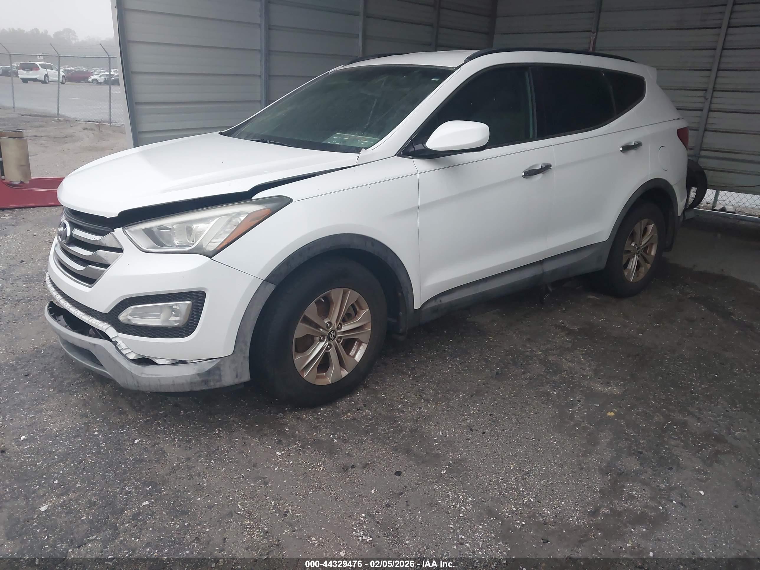 HYUNDAI SANTA image 2