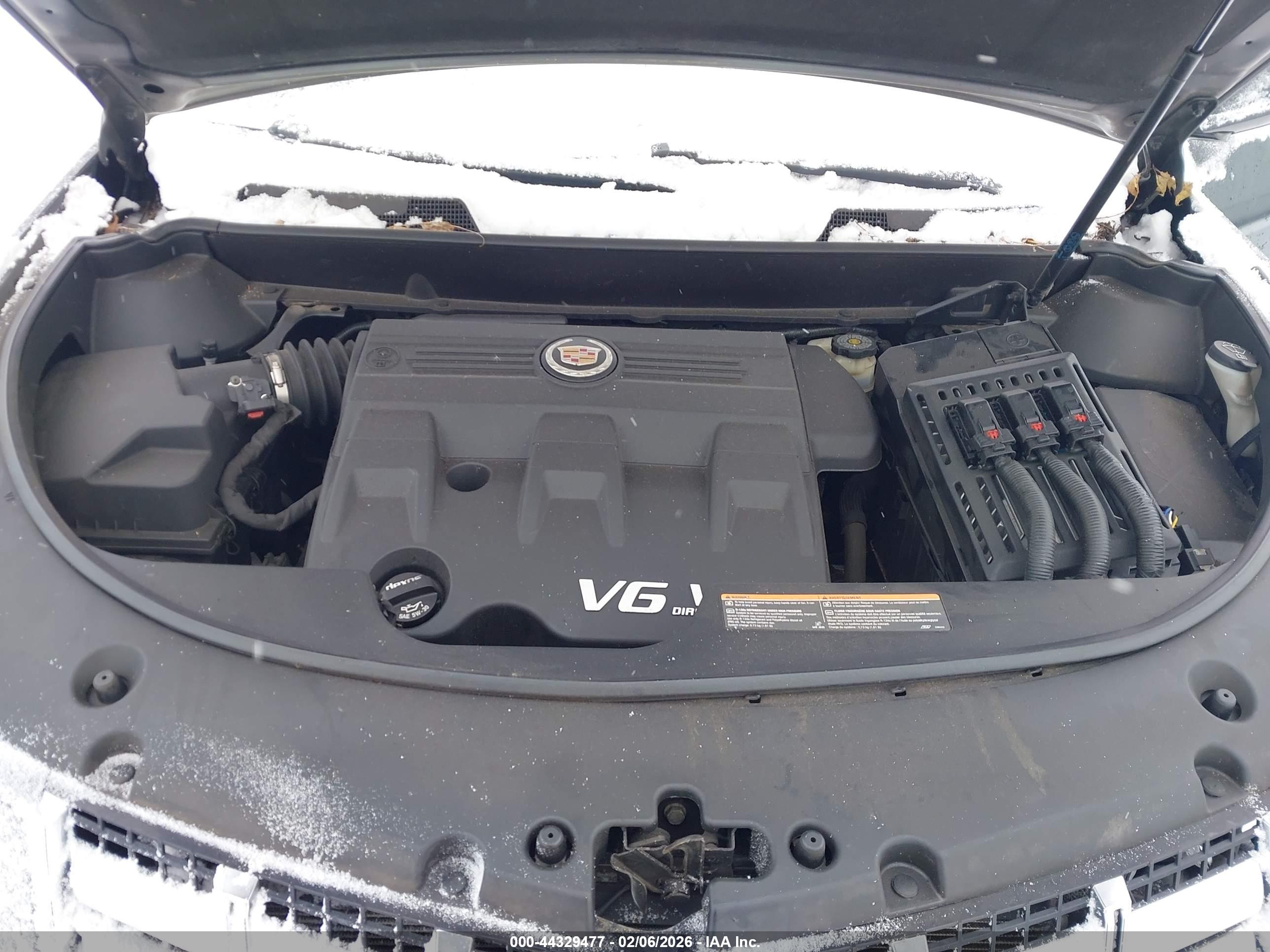 CADILLAC SRX image 10