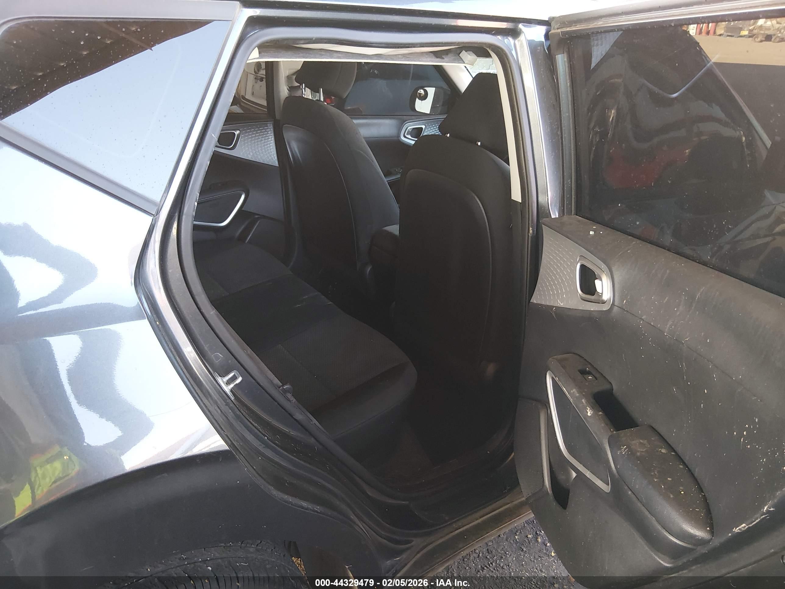 KIA SOUL image 8