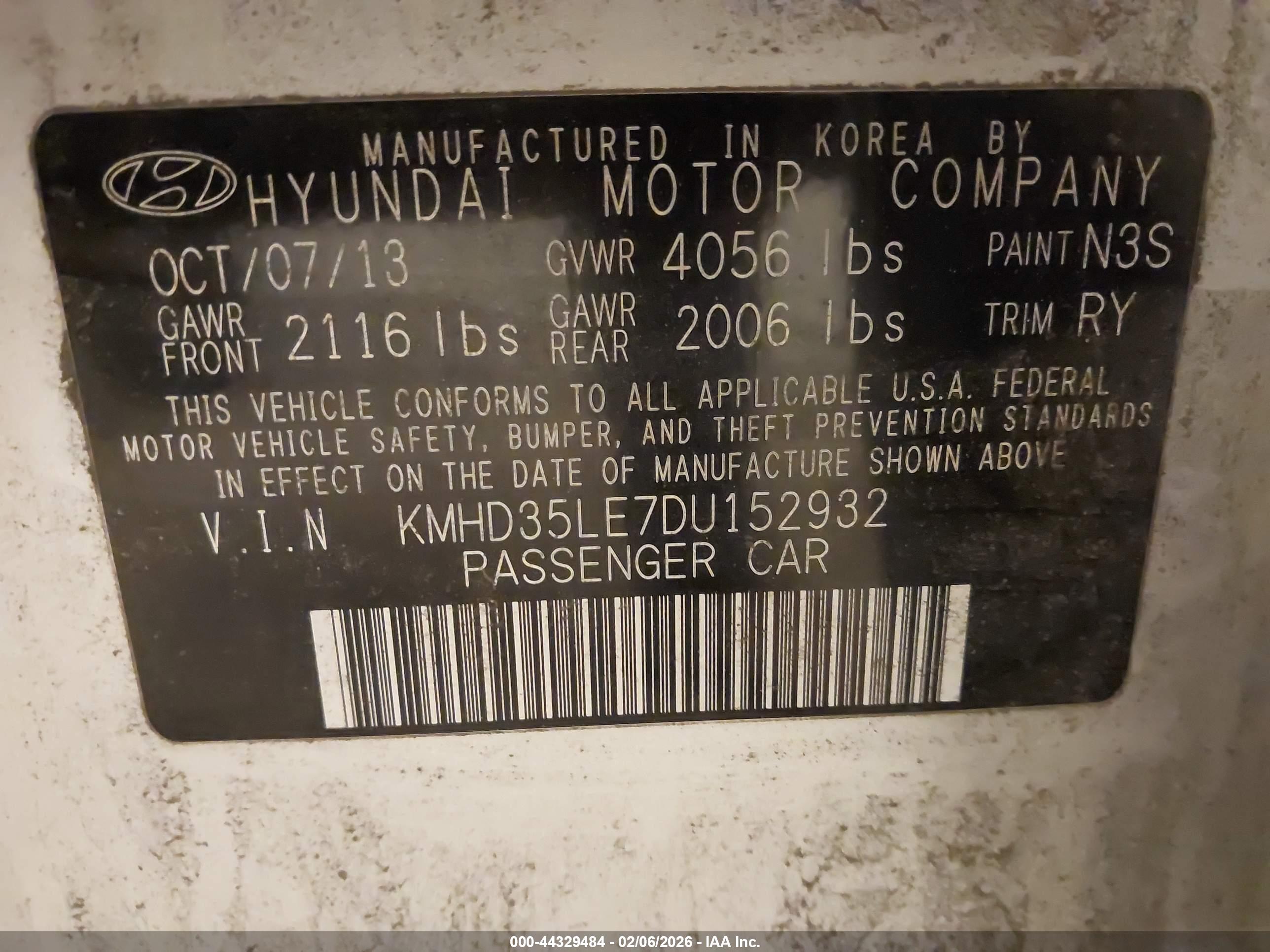 HYUNDAI ELANTRA image 9