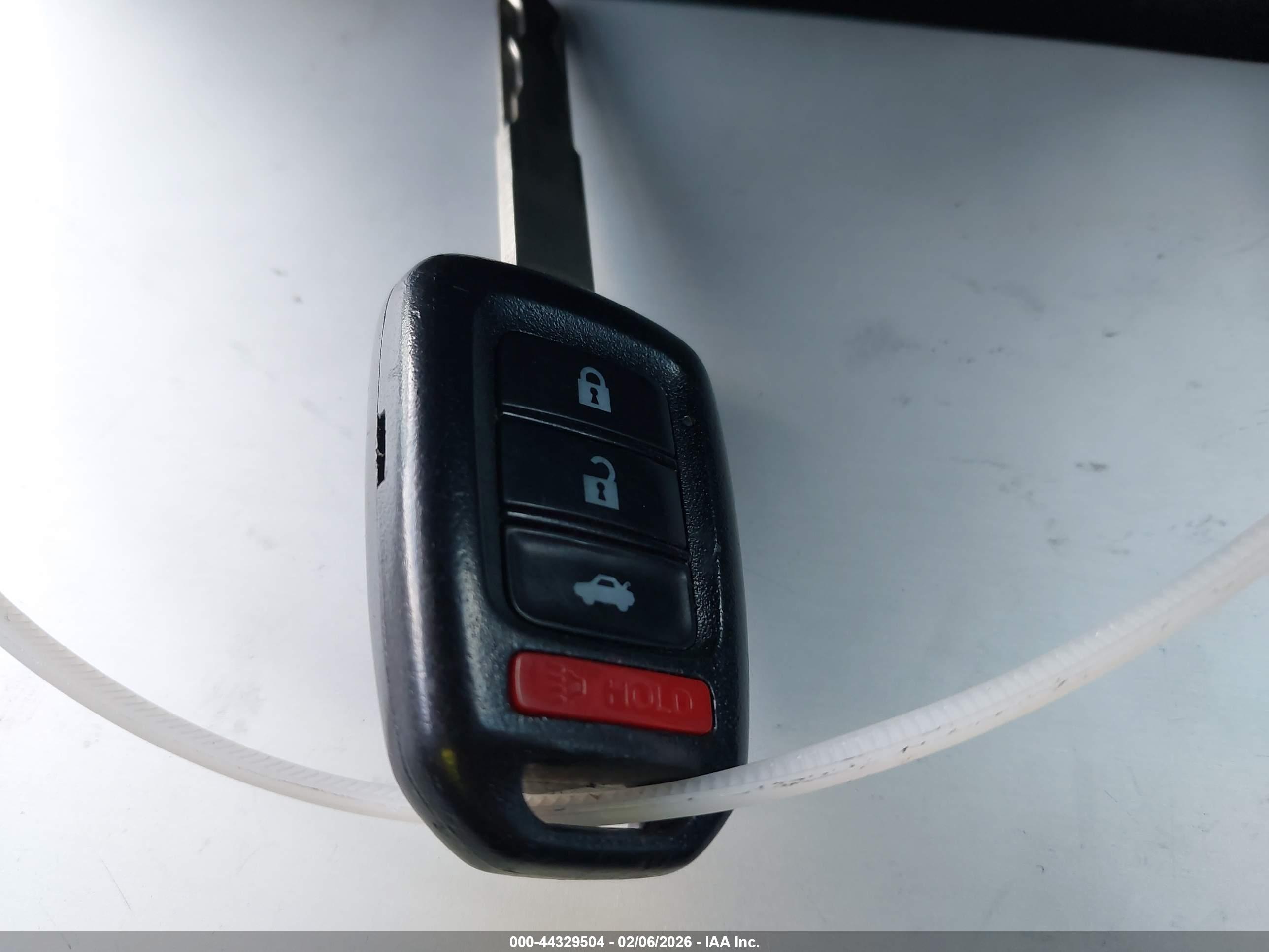 HONDA ACCORD image 11