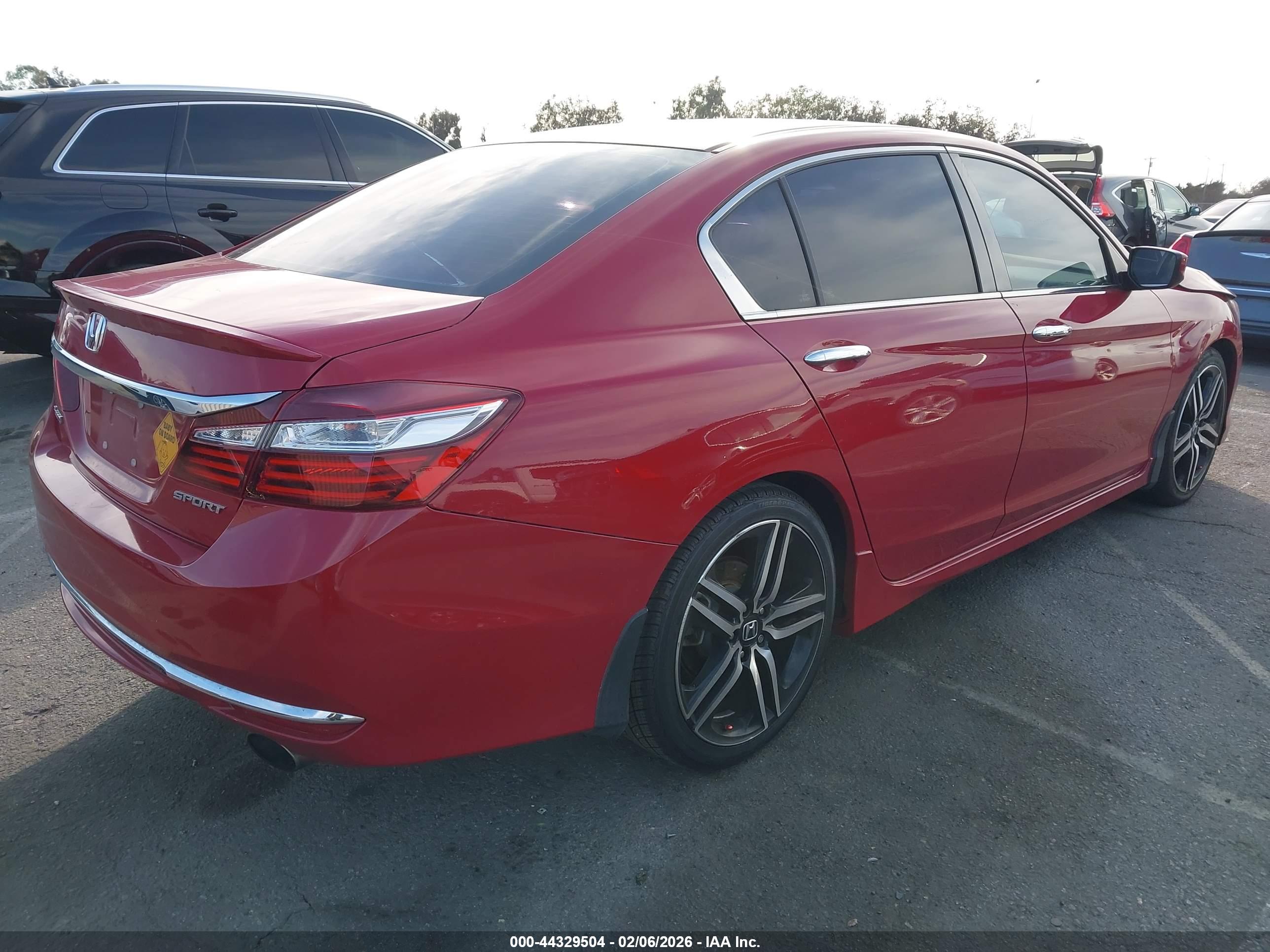 HONDA ACCORD image 4