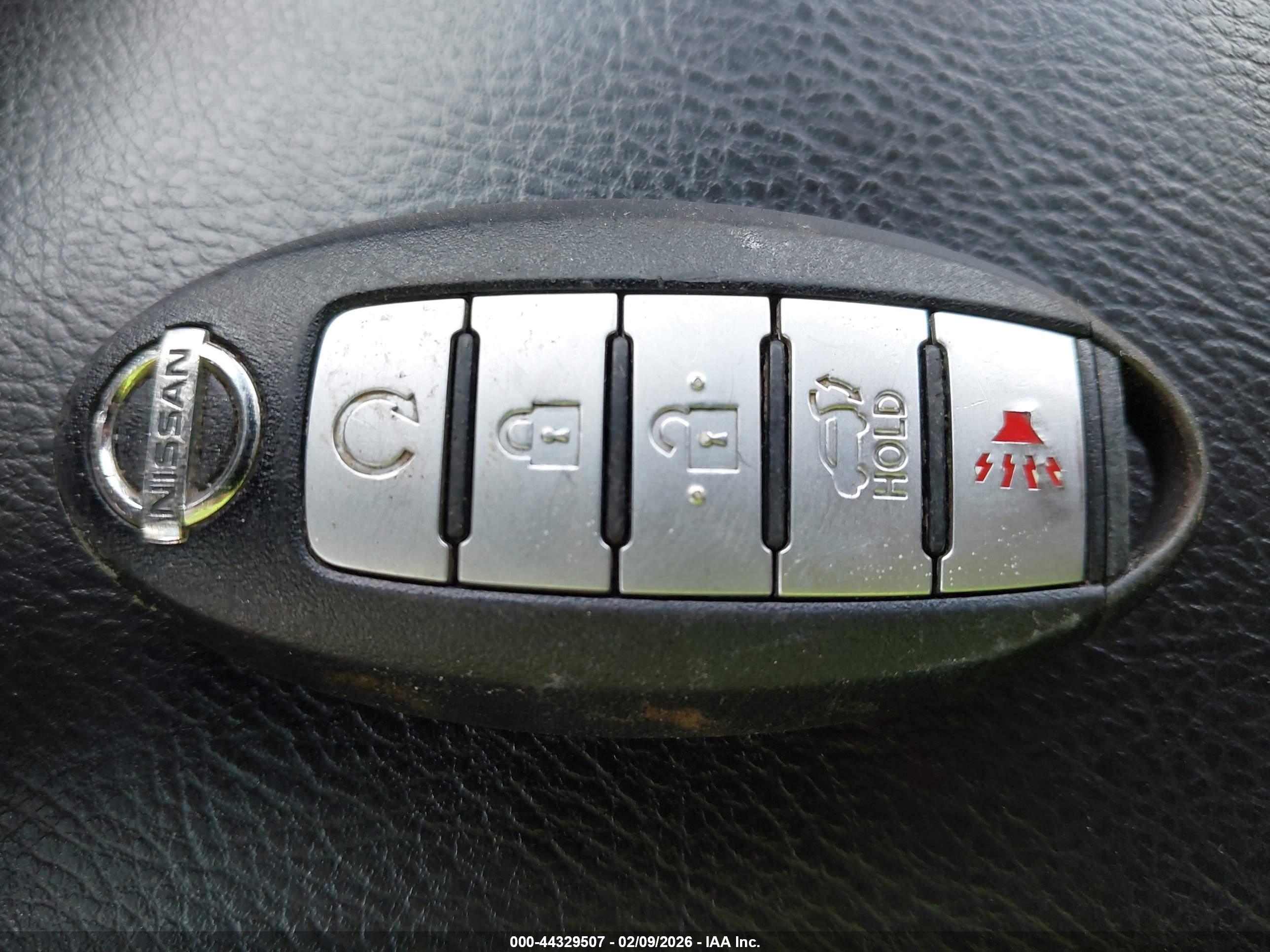NISSAN PATHFINDER image 11