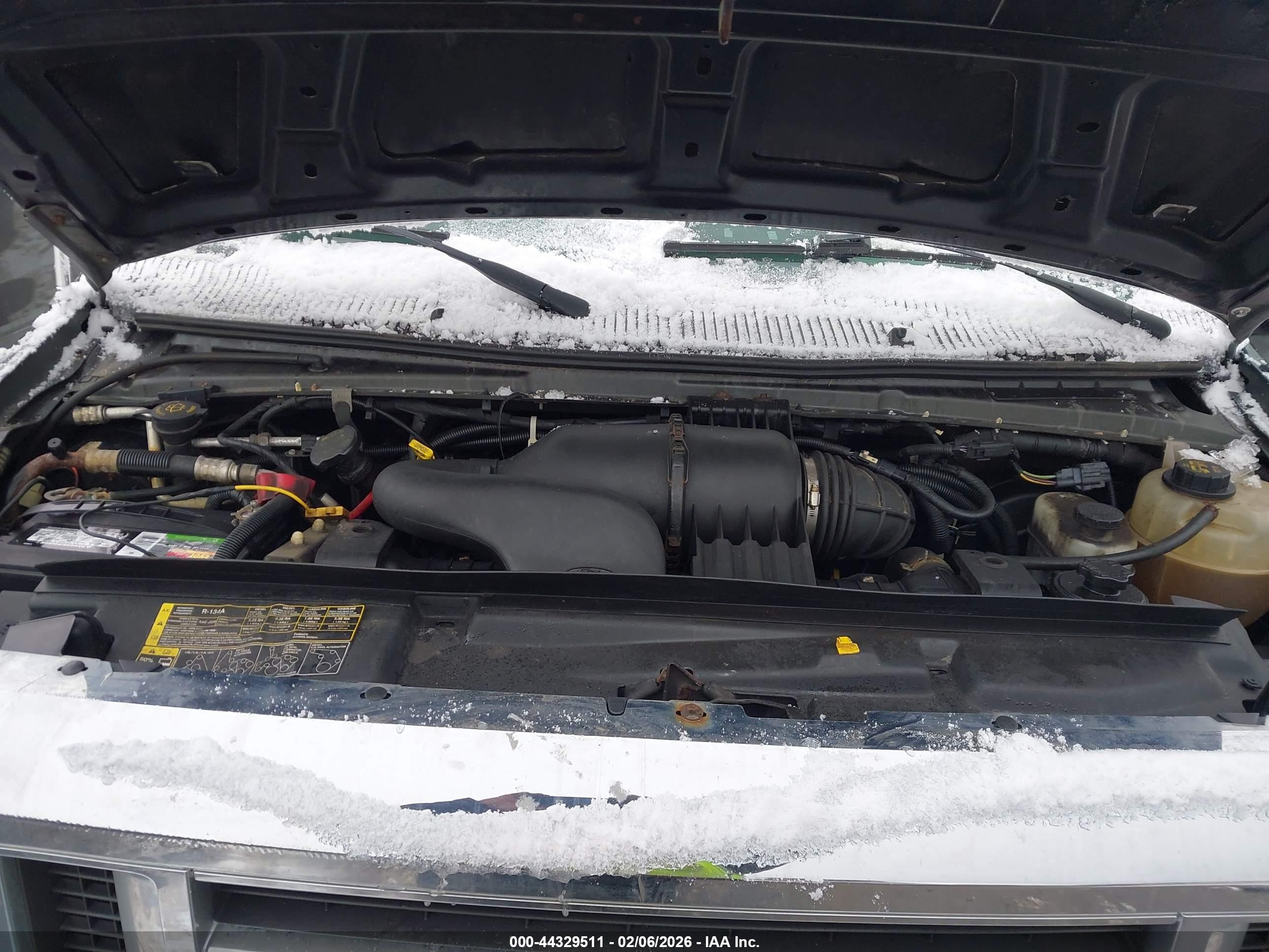 FORD E-150 image 10