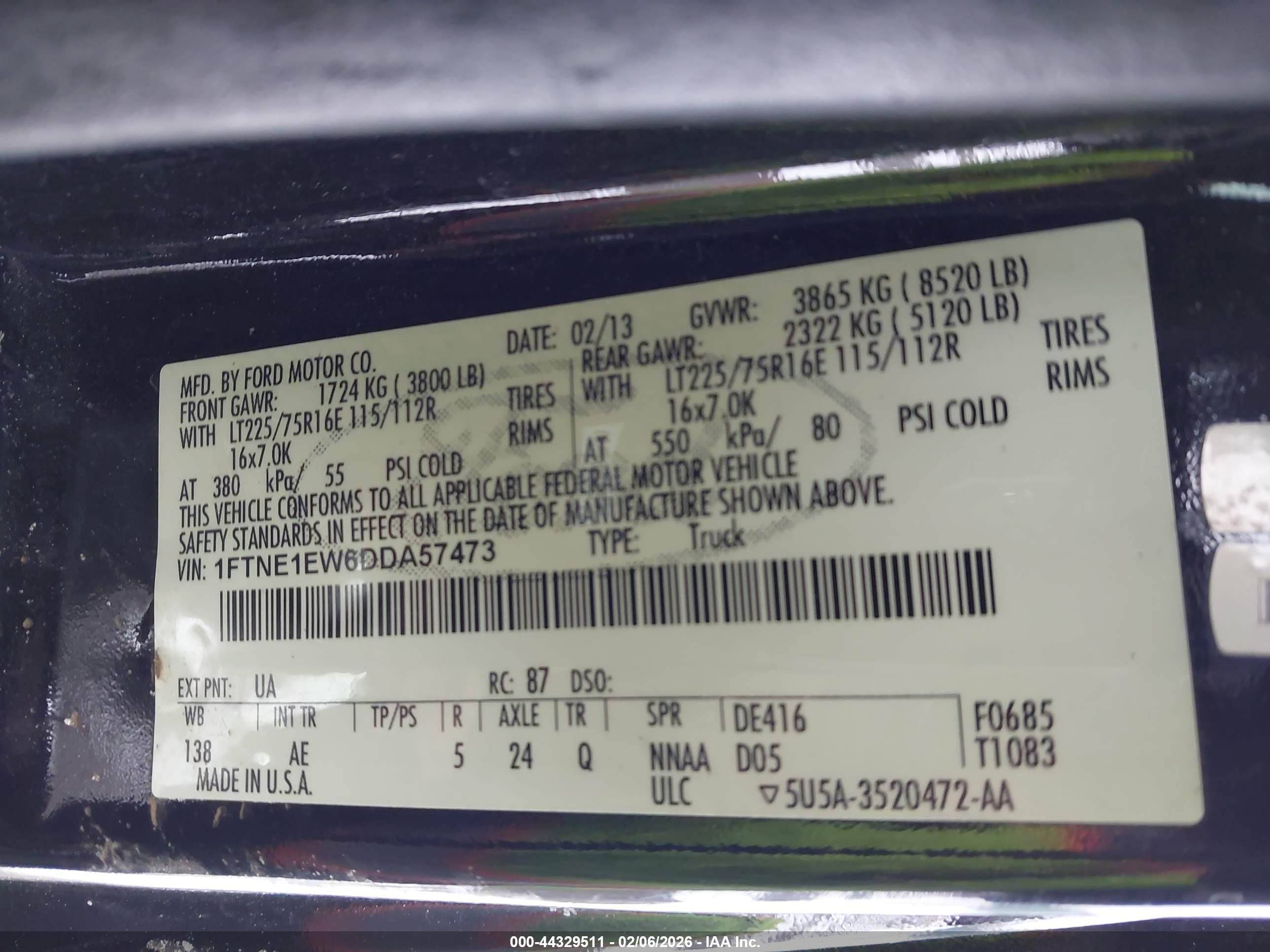 FORD E-150 image 9