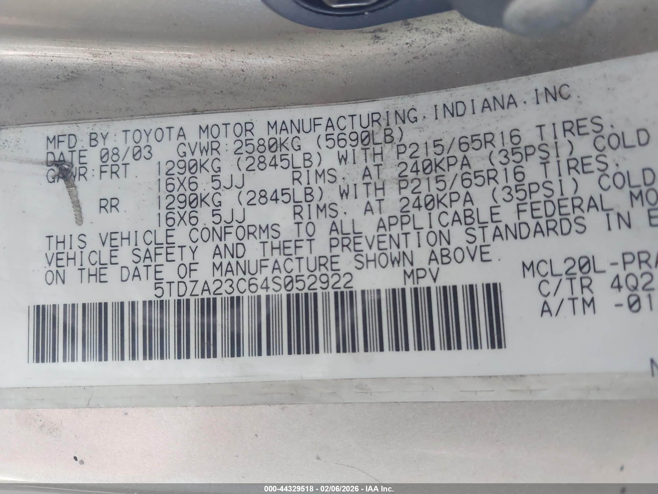 TOYOTA SIENNA image 9