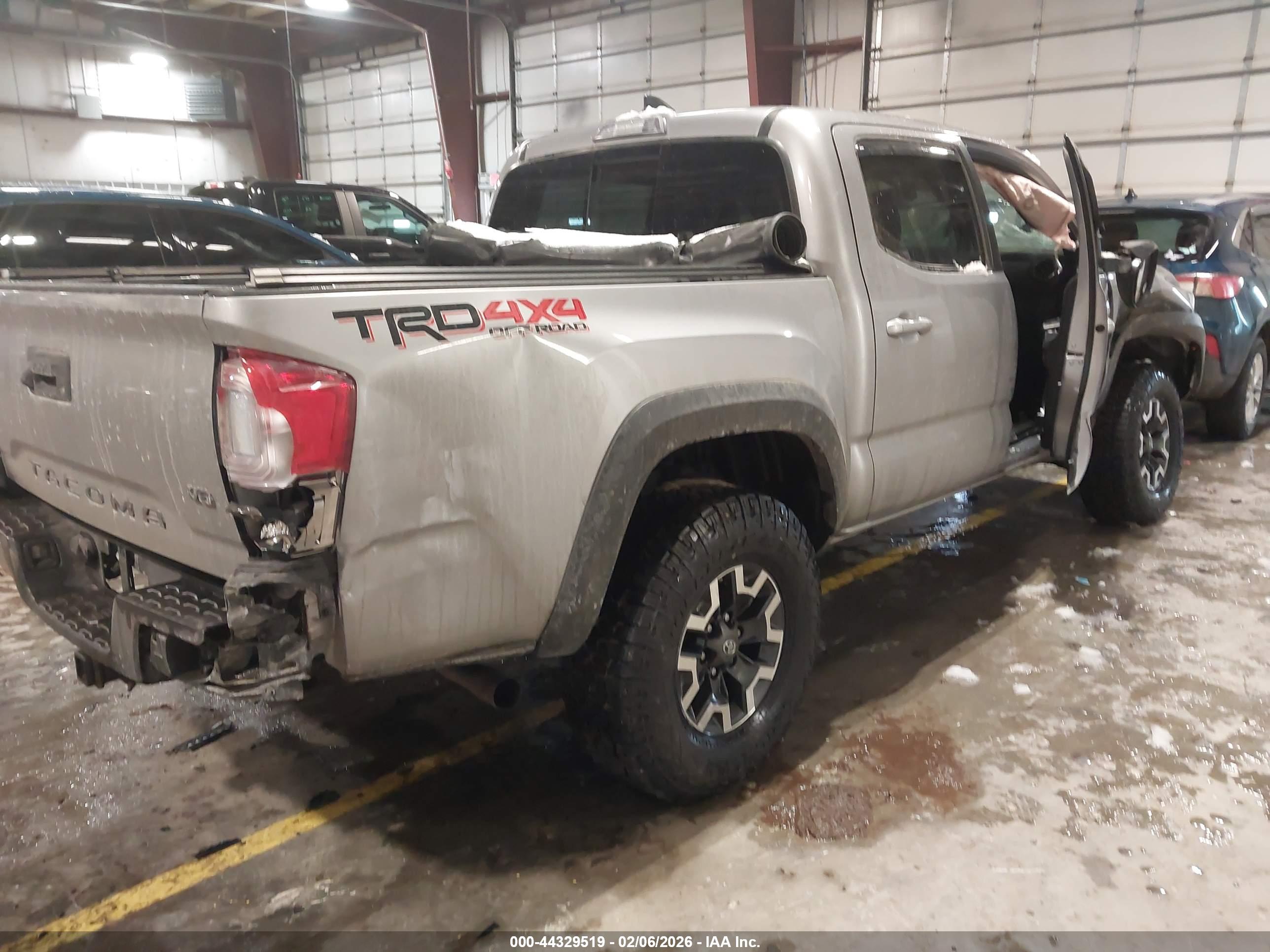 TOYOTA TACOMA image 4