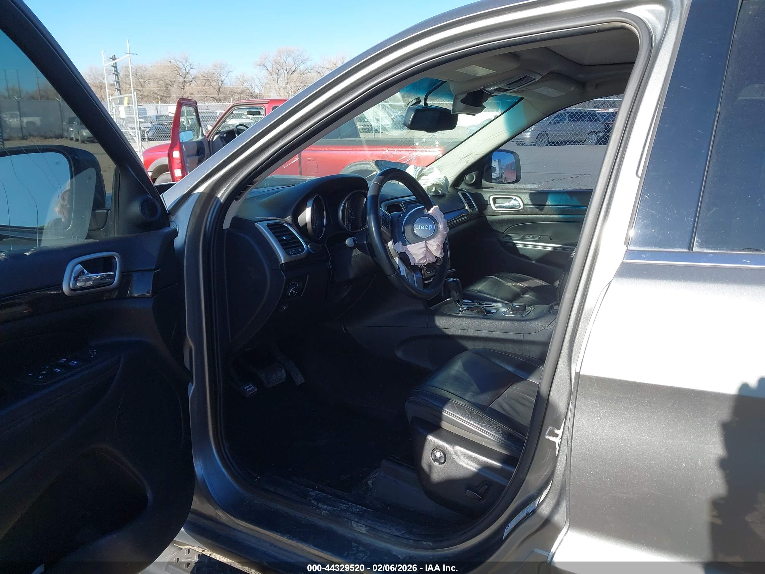 JEEP GRAND image 5