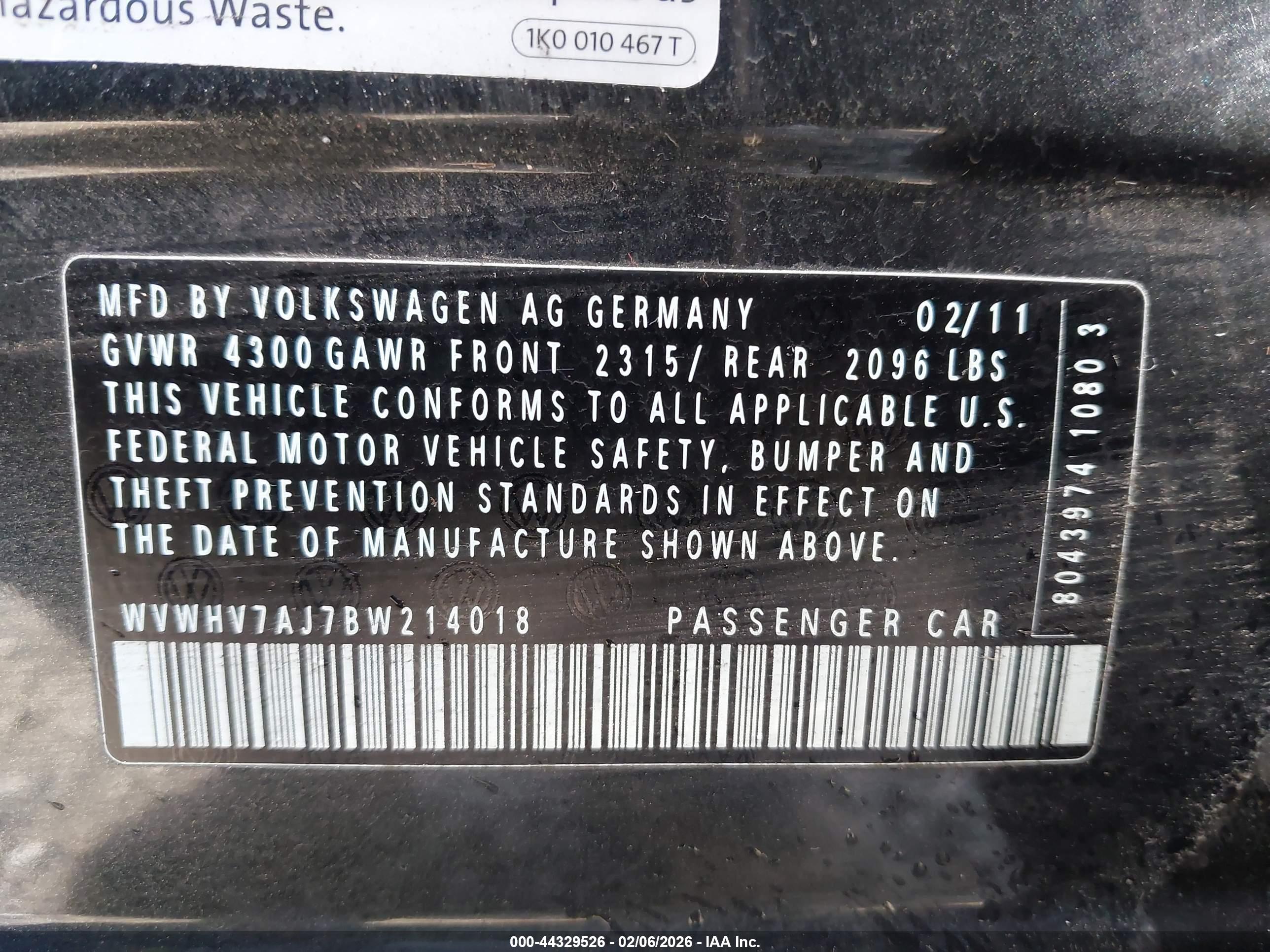 VOLKSWAGEN GTI image 9