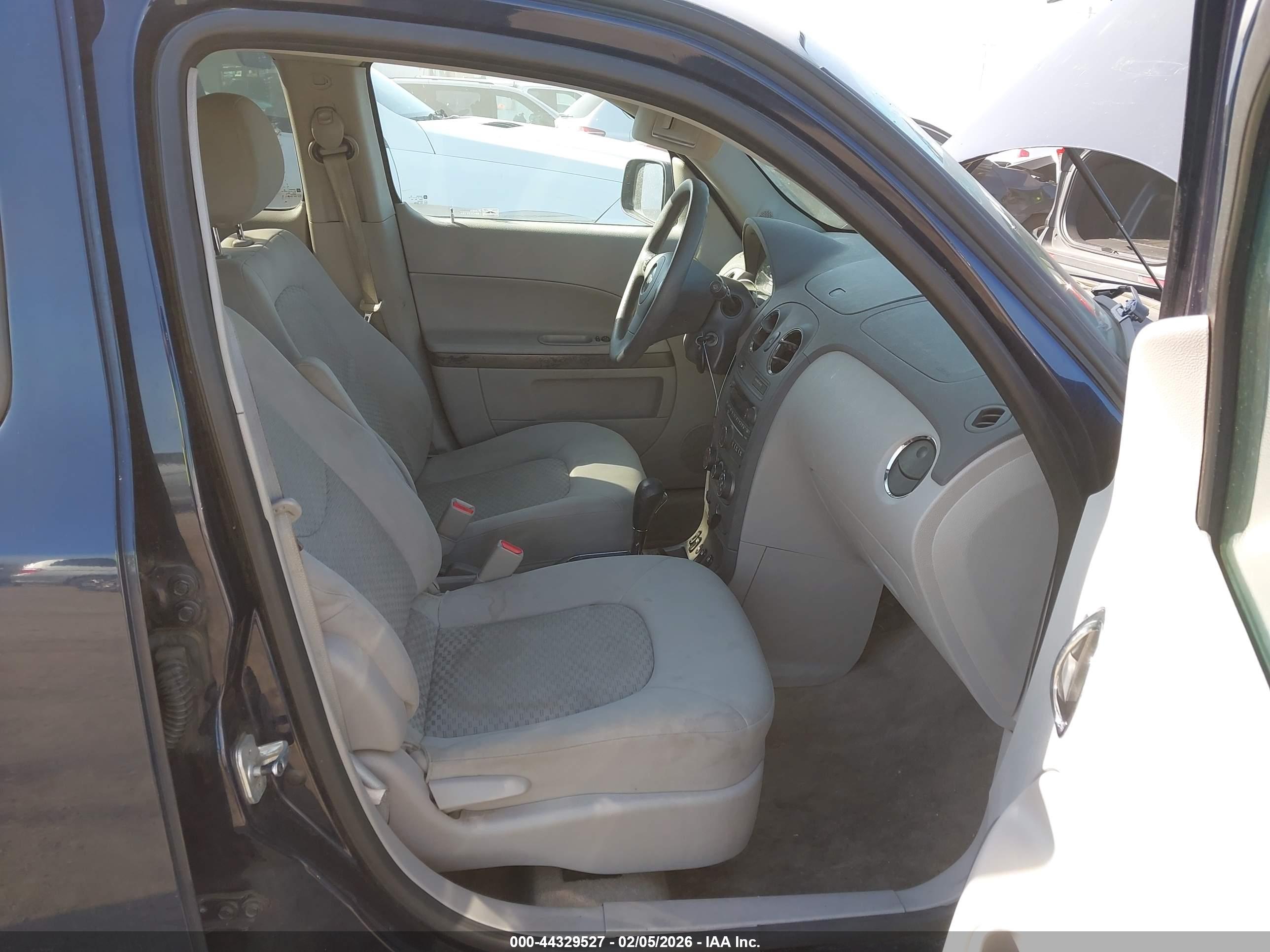 CHEVROLET HHR image 5
