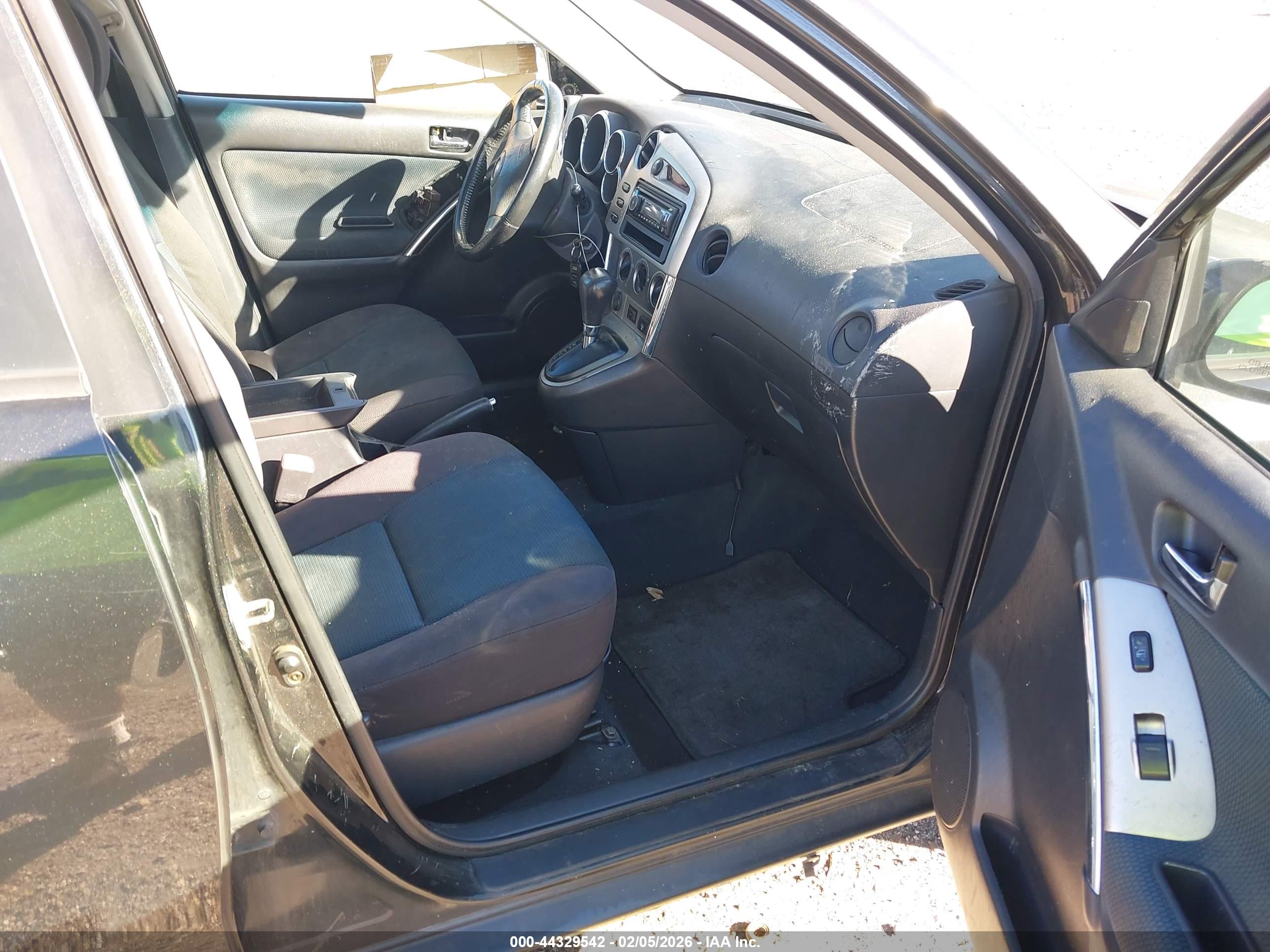 TOYOTA MATRIX image 5