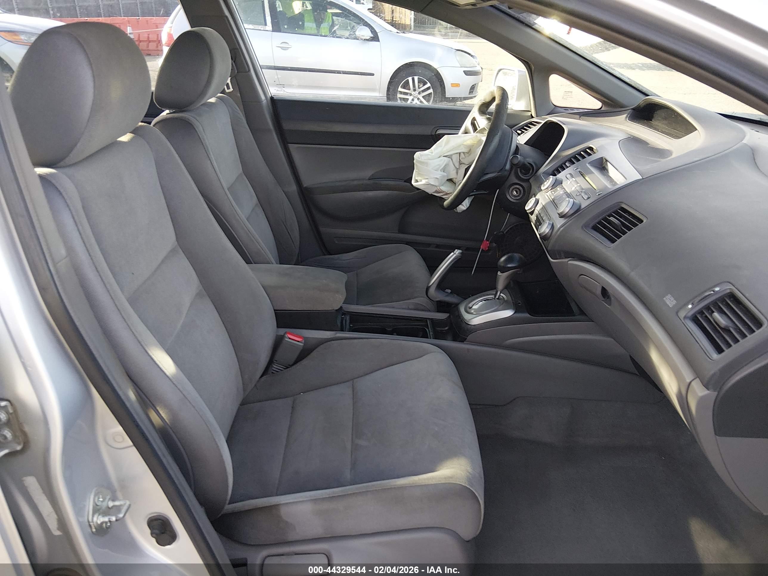 HONDA CIVIC image 5