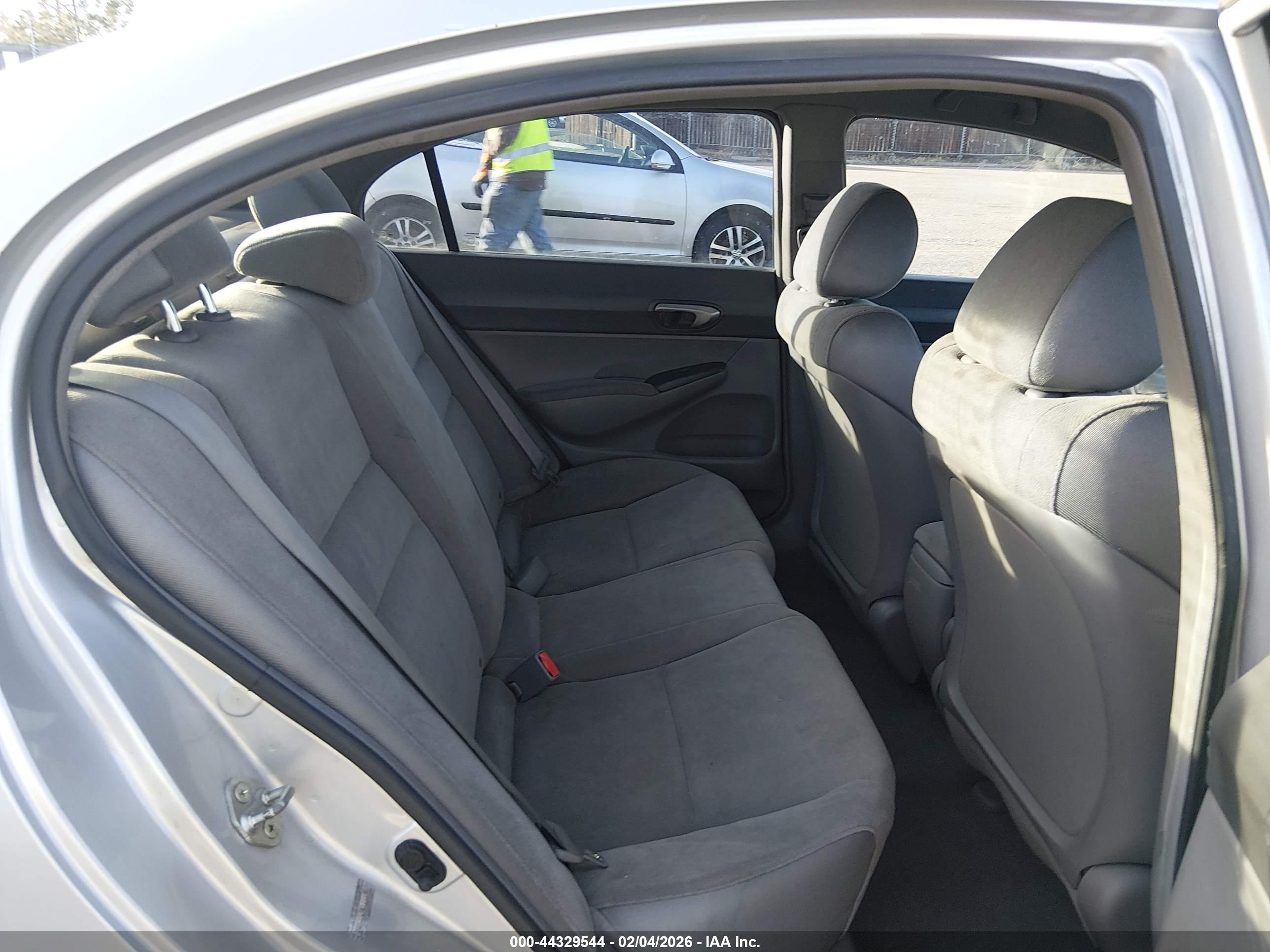 HONDA CIVIC image 8