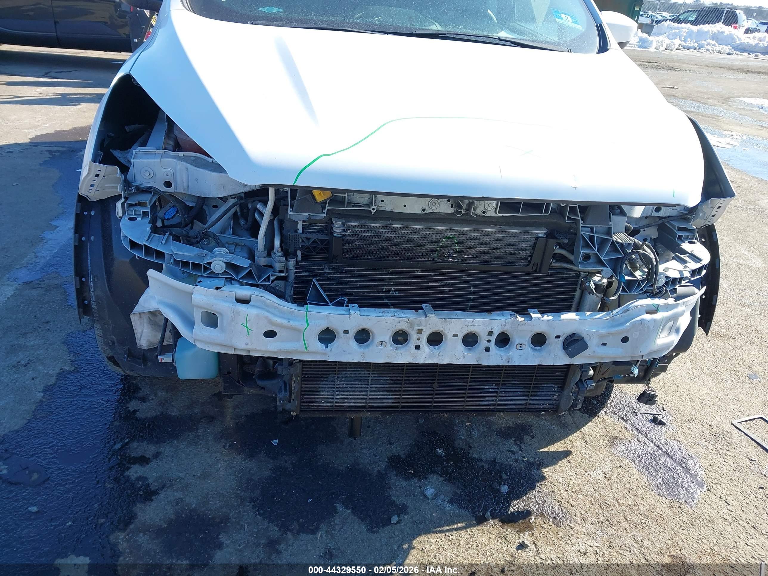 FORD ESCAPE image 6
