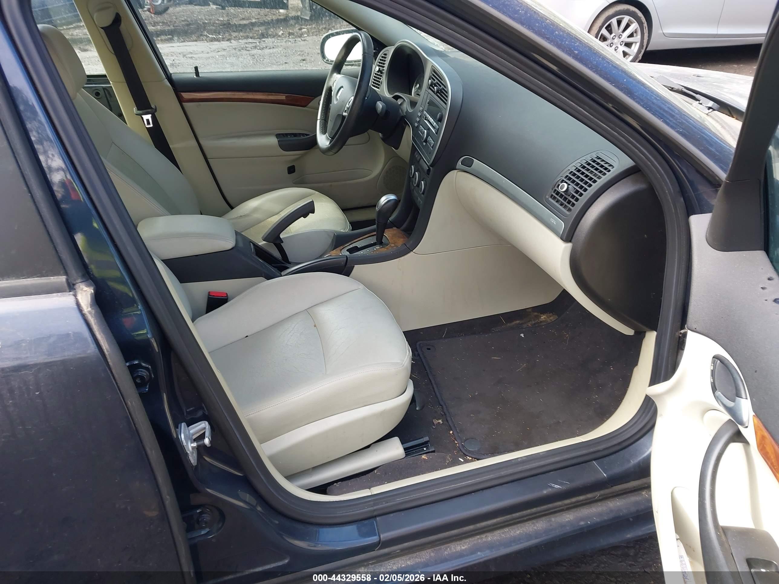 SAAB 9-3 image 5