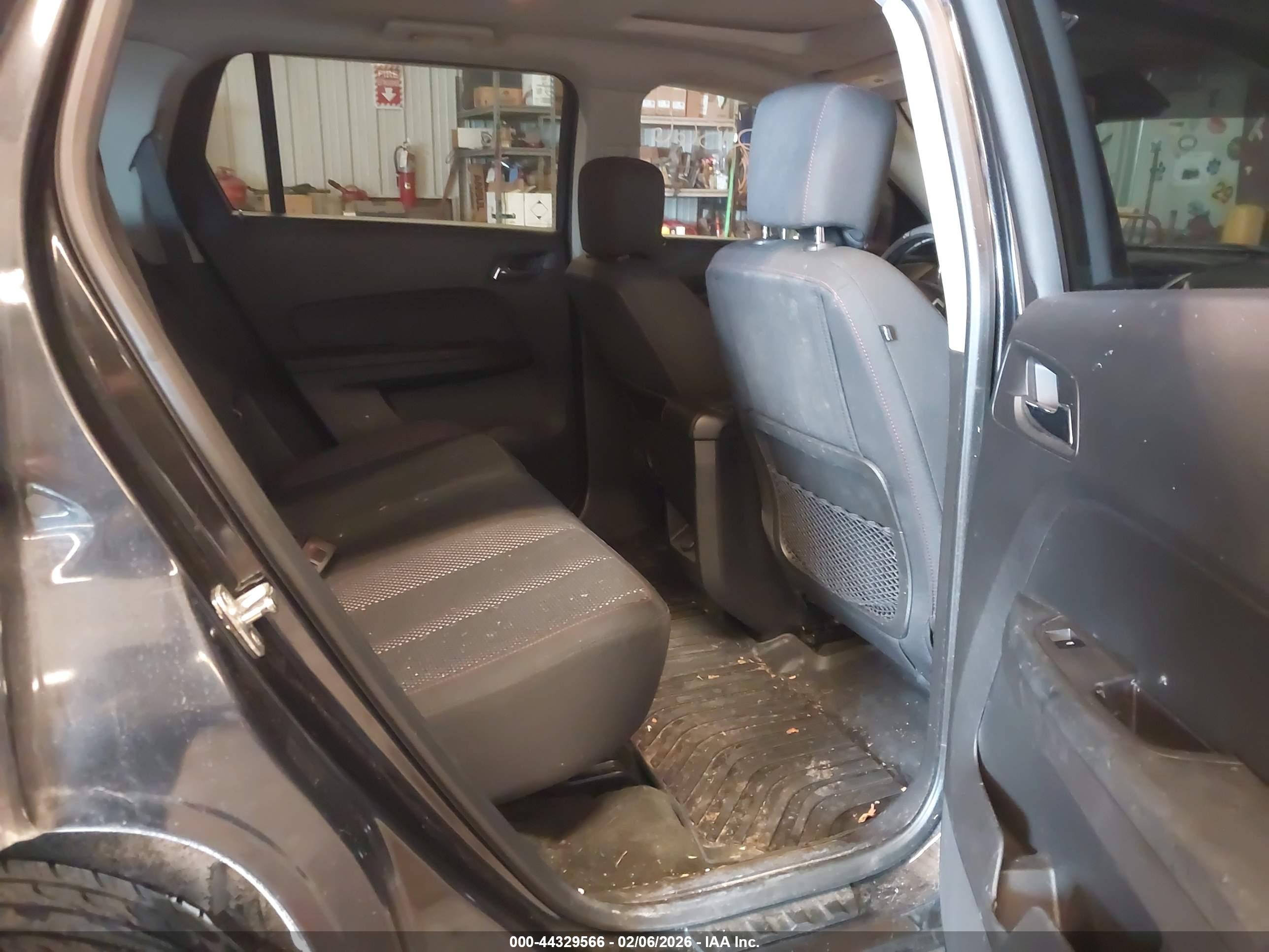 GMC TERRAIN image 8
