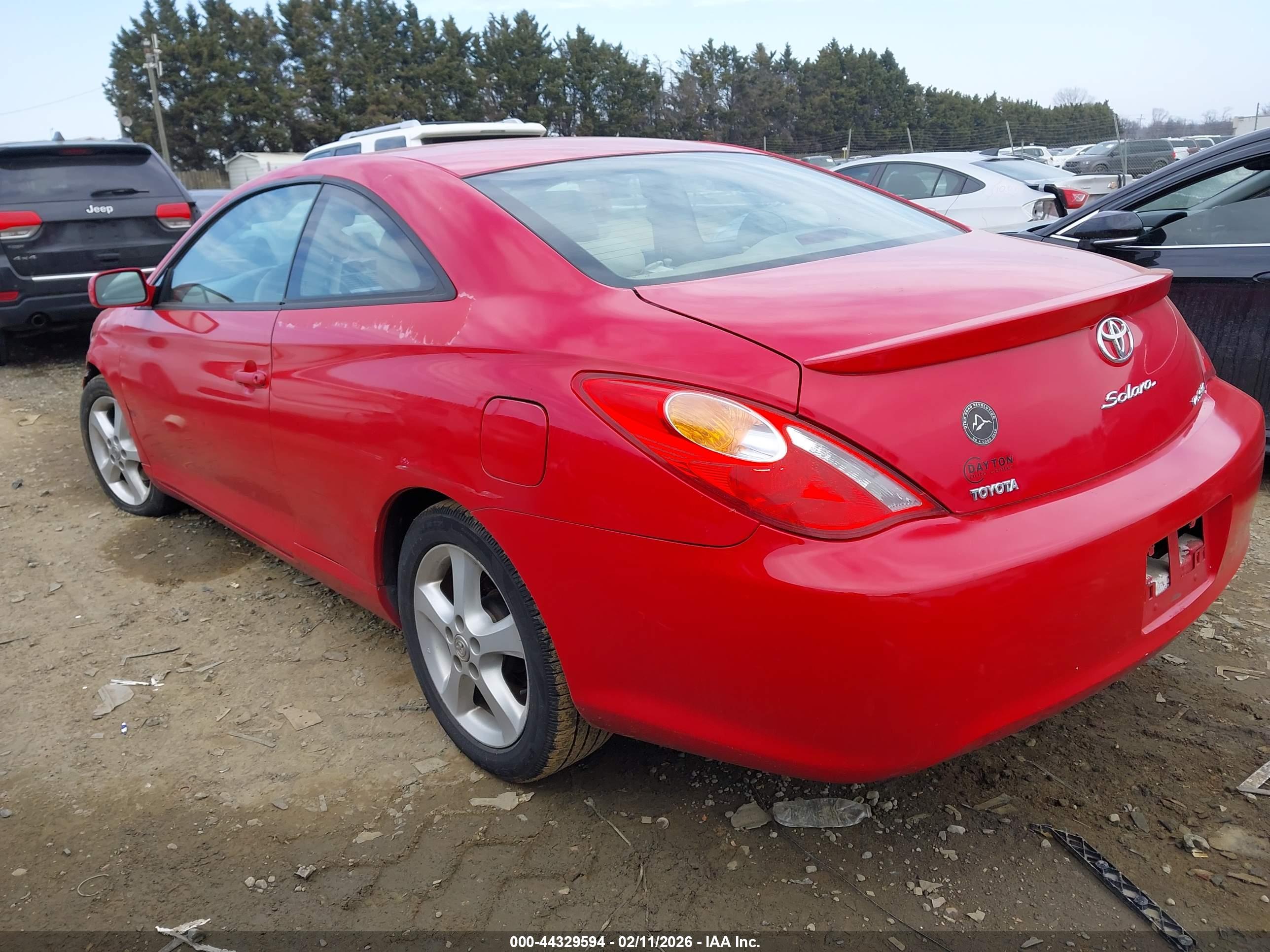 TOYOTA CAMRY image 3