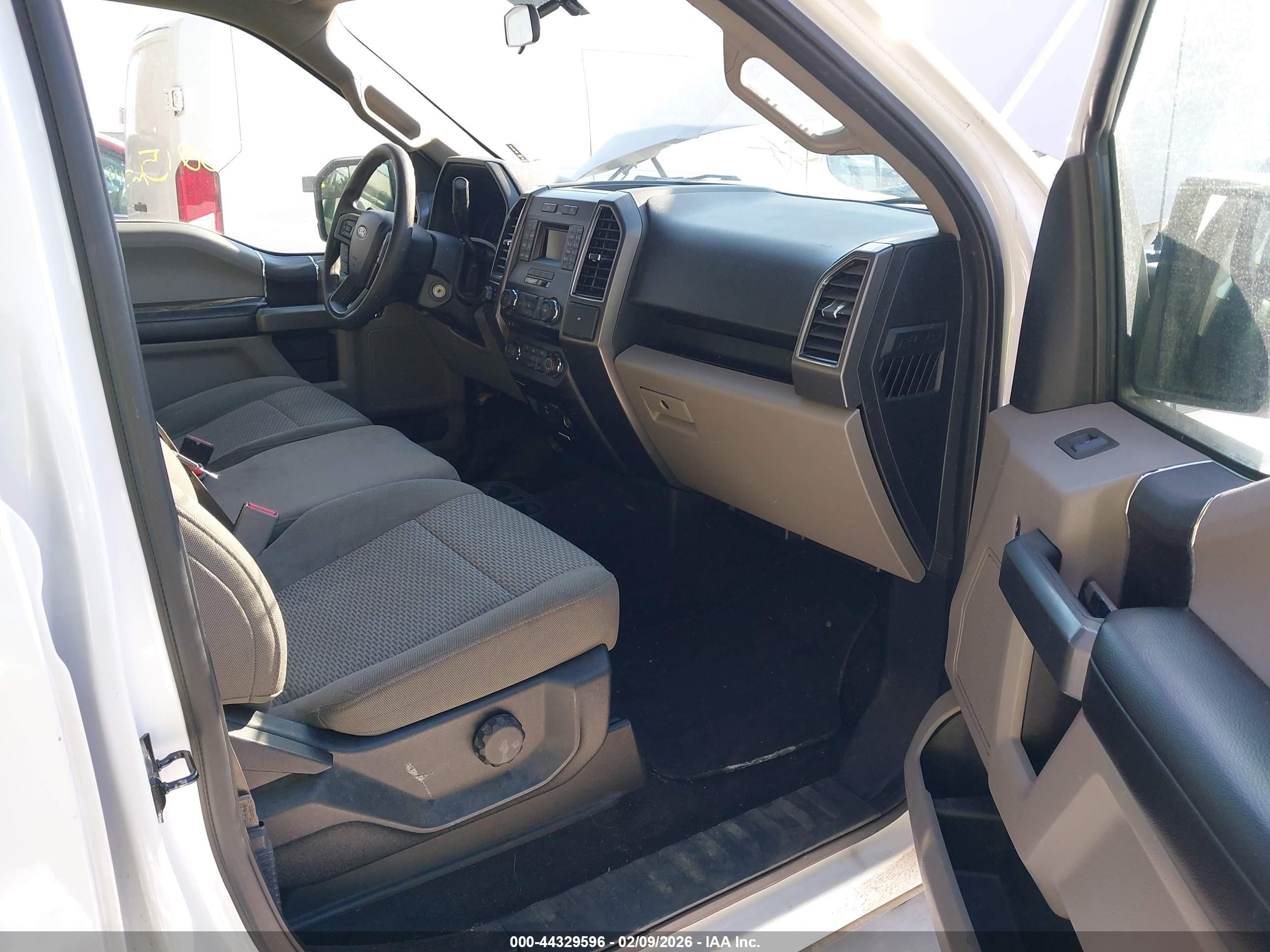 FORD F-150 image 5