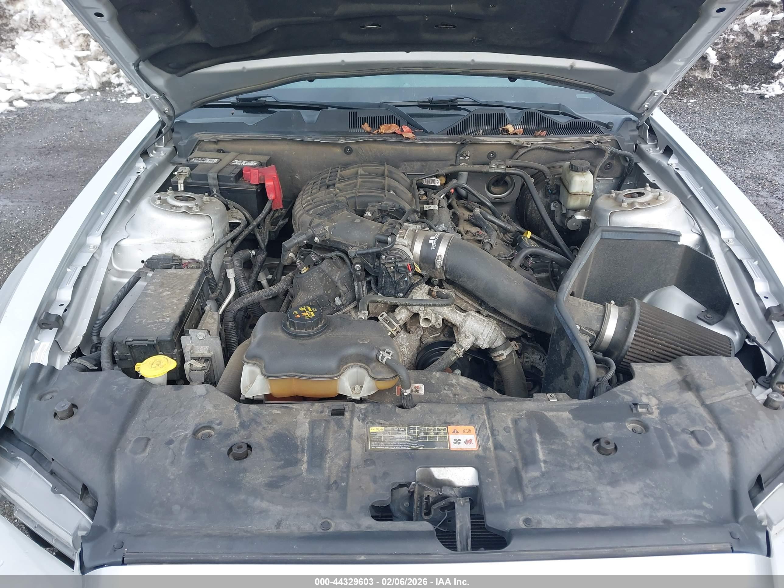 FORD MUSTANG image 10