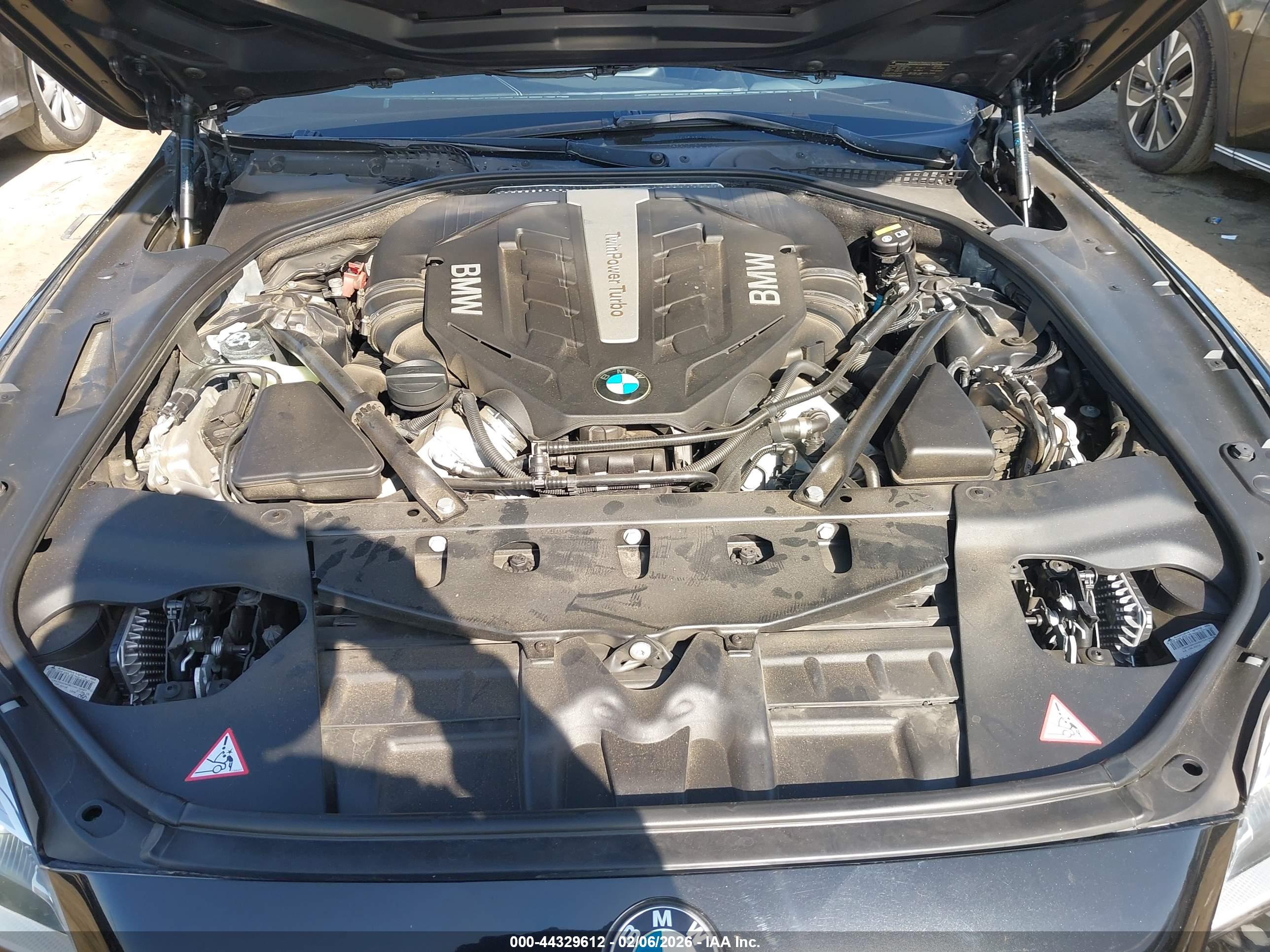 BMW 650I image 10