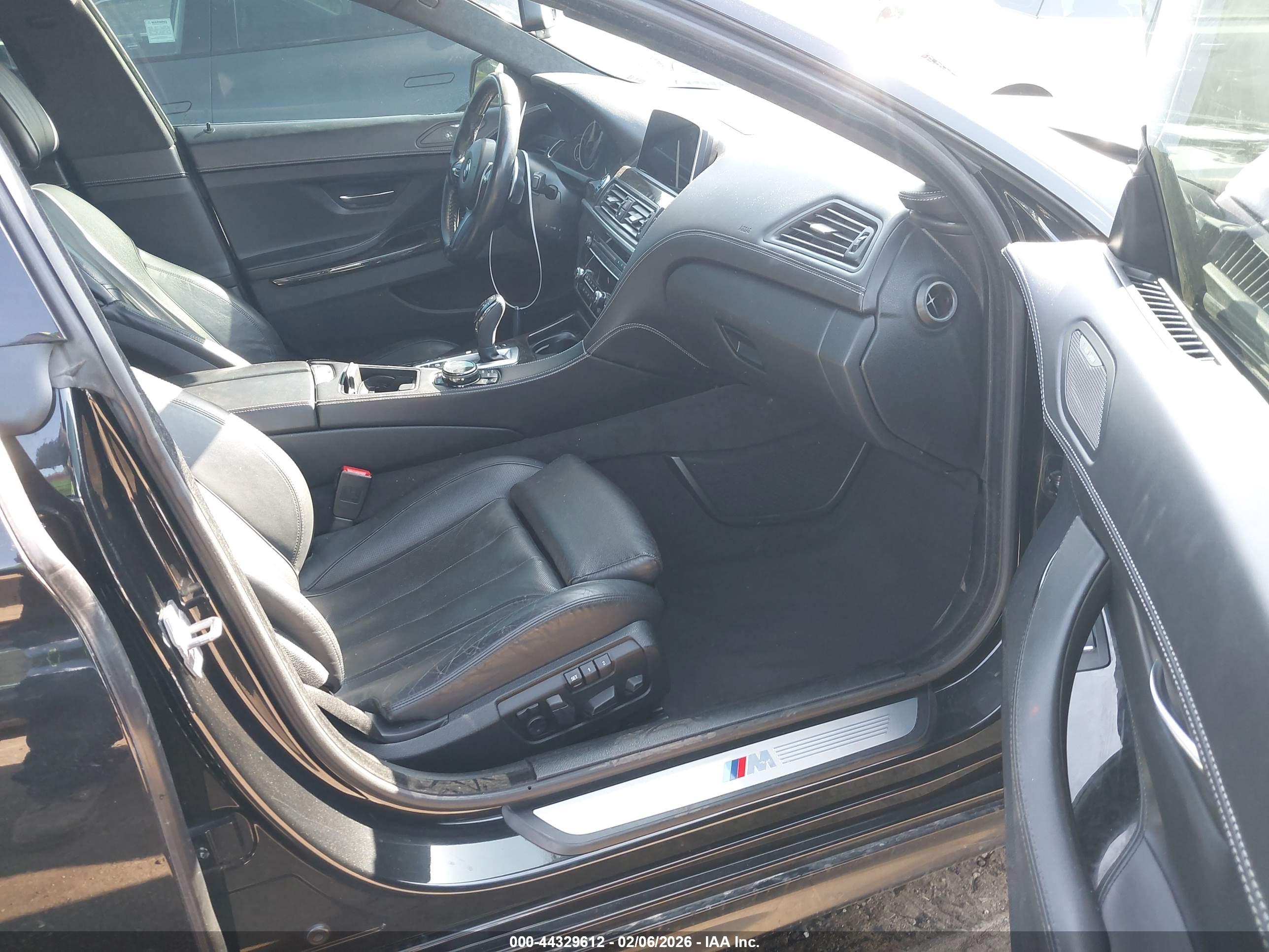 BMW 650I image 5