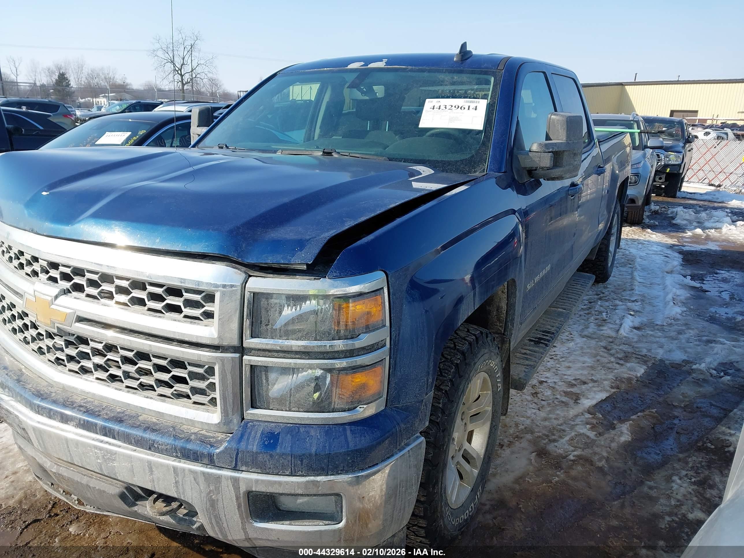 CHEVROLET SILVERADO image 2