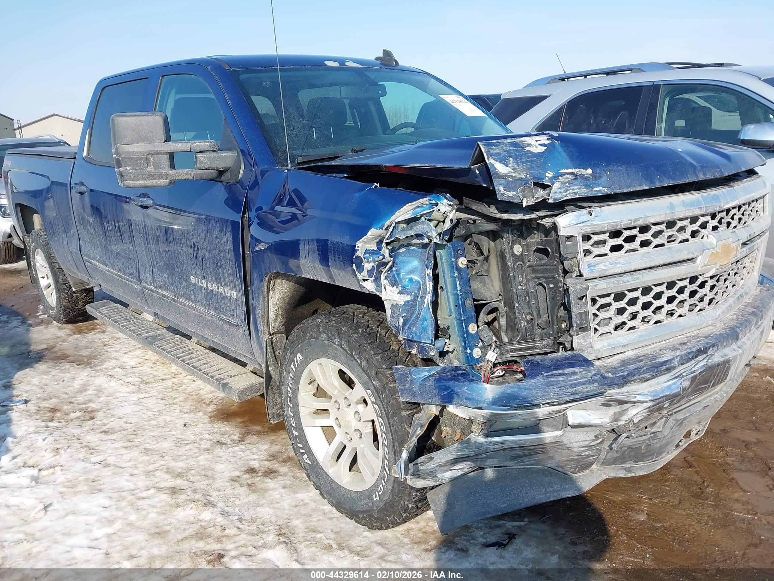 CHEVROLET SILVERADO image 6