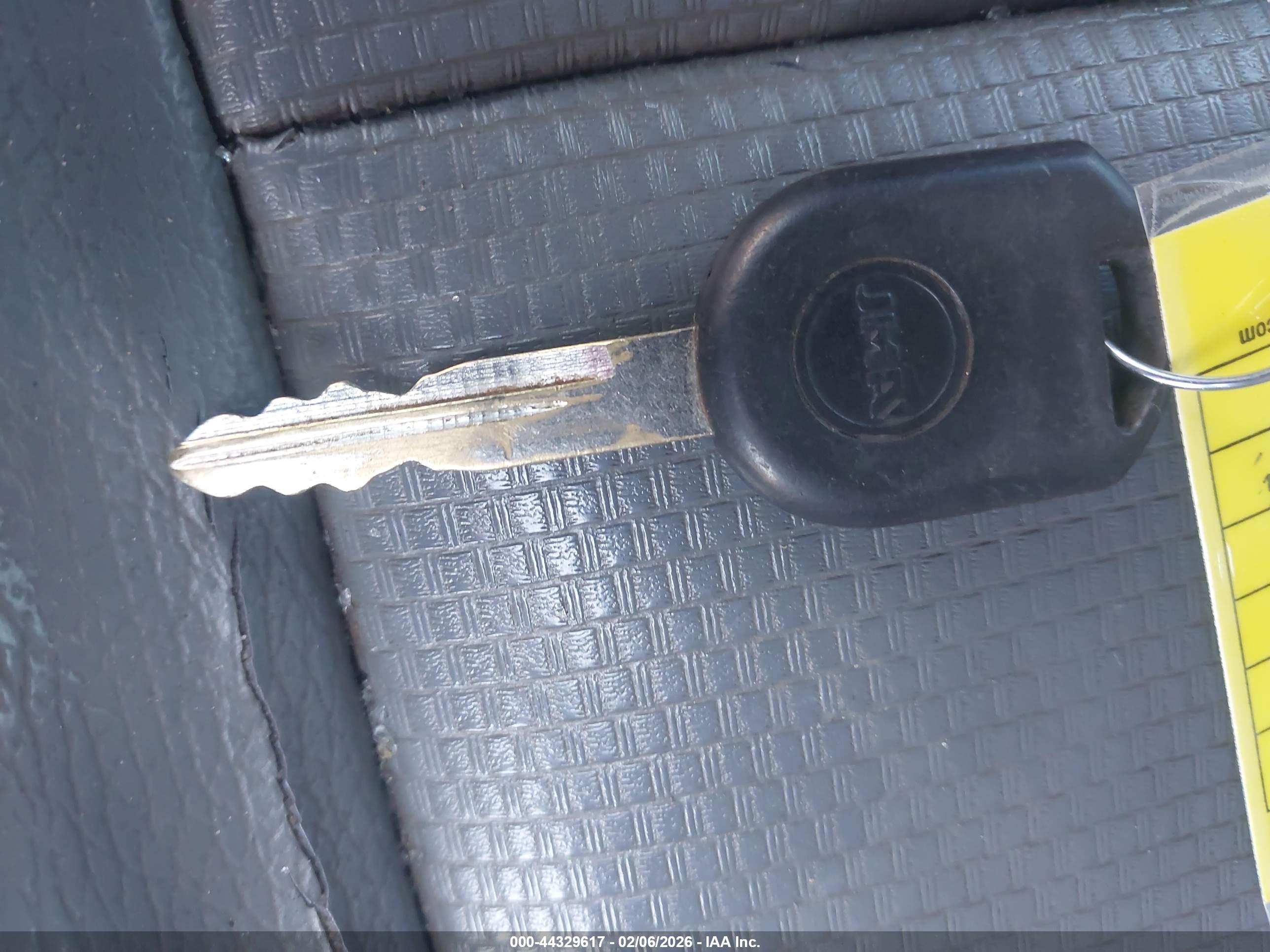 FORD F-150 image 11