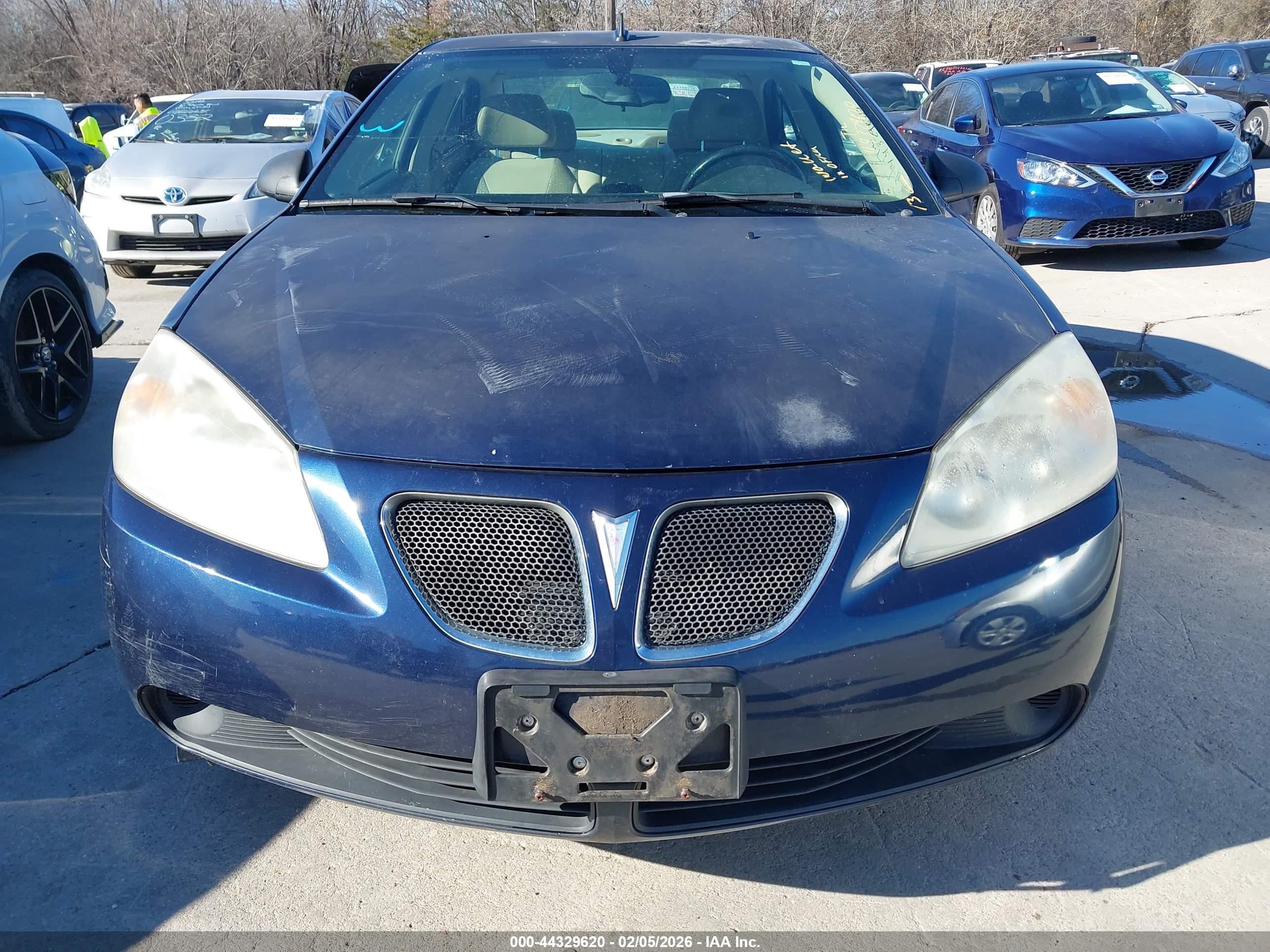 PONTIAC G6 image 6