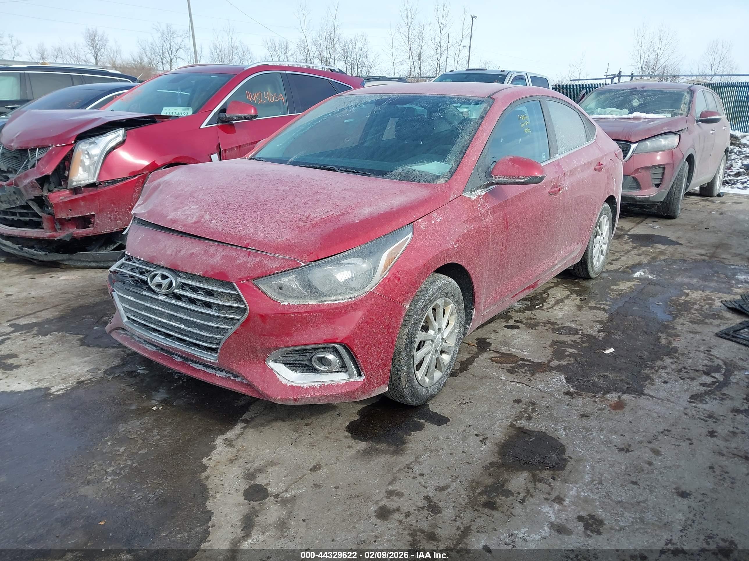 HYUNDAI ACCENT image 2