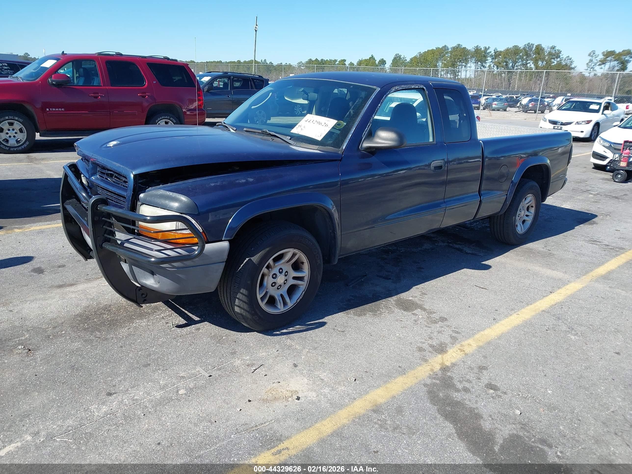 DODGE DAKOTA image 2