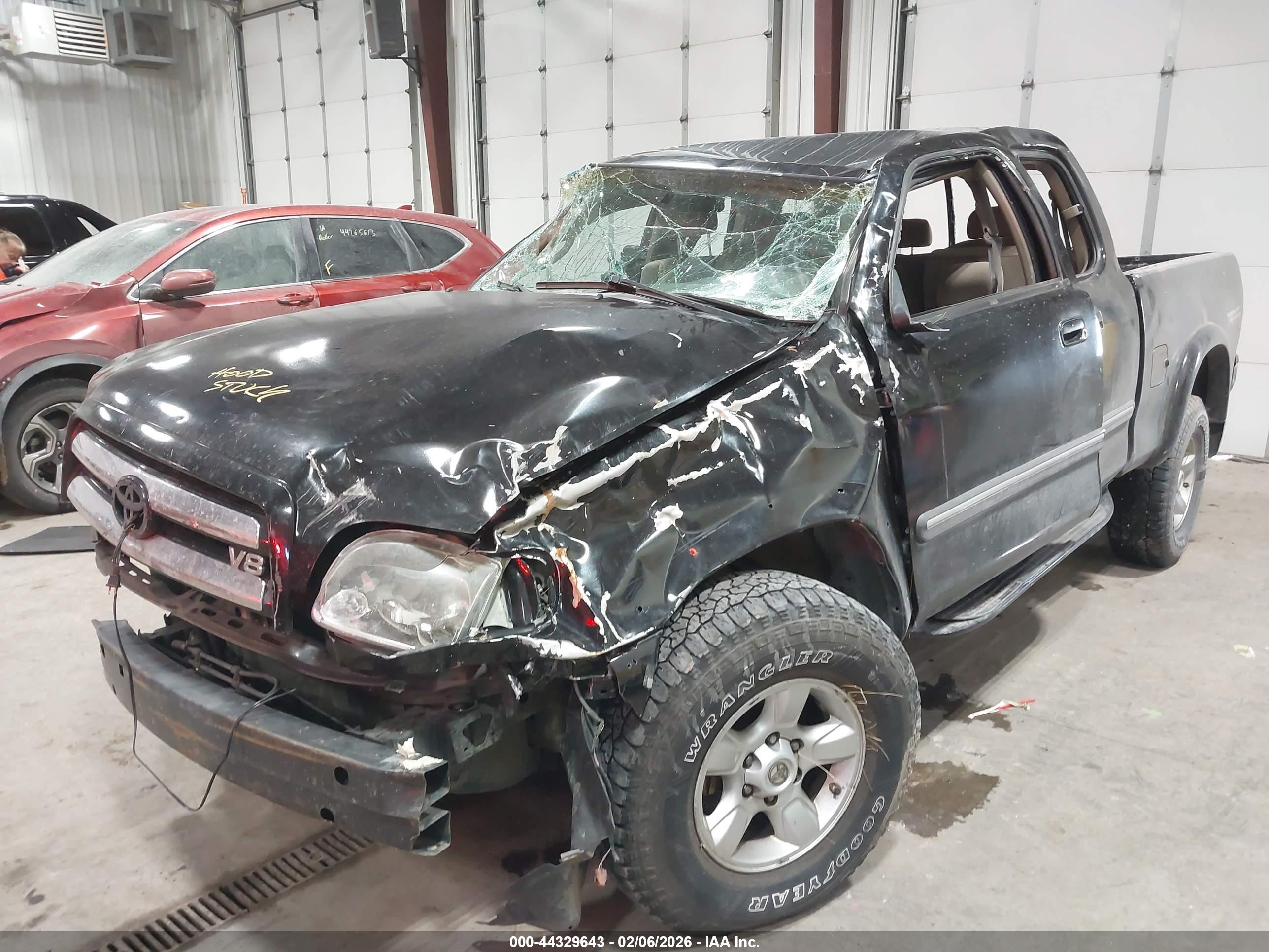 TOYOTA TUNDRA image 6