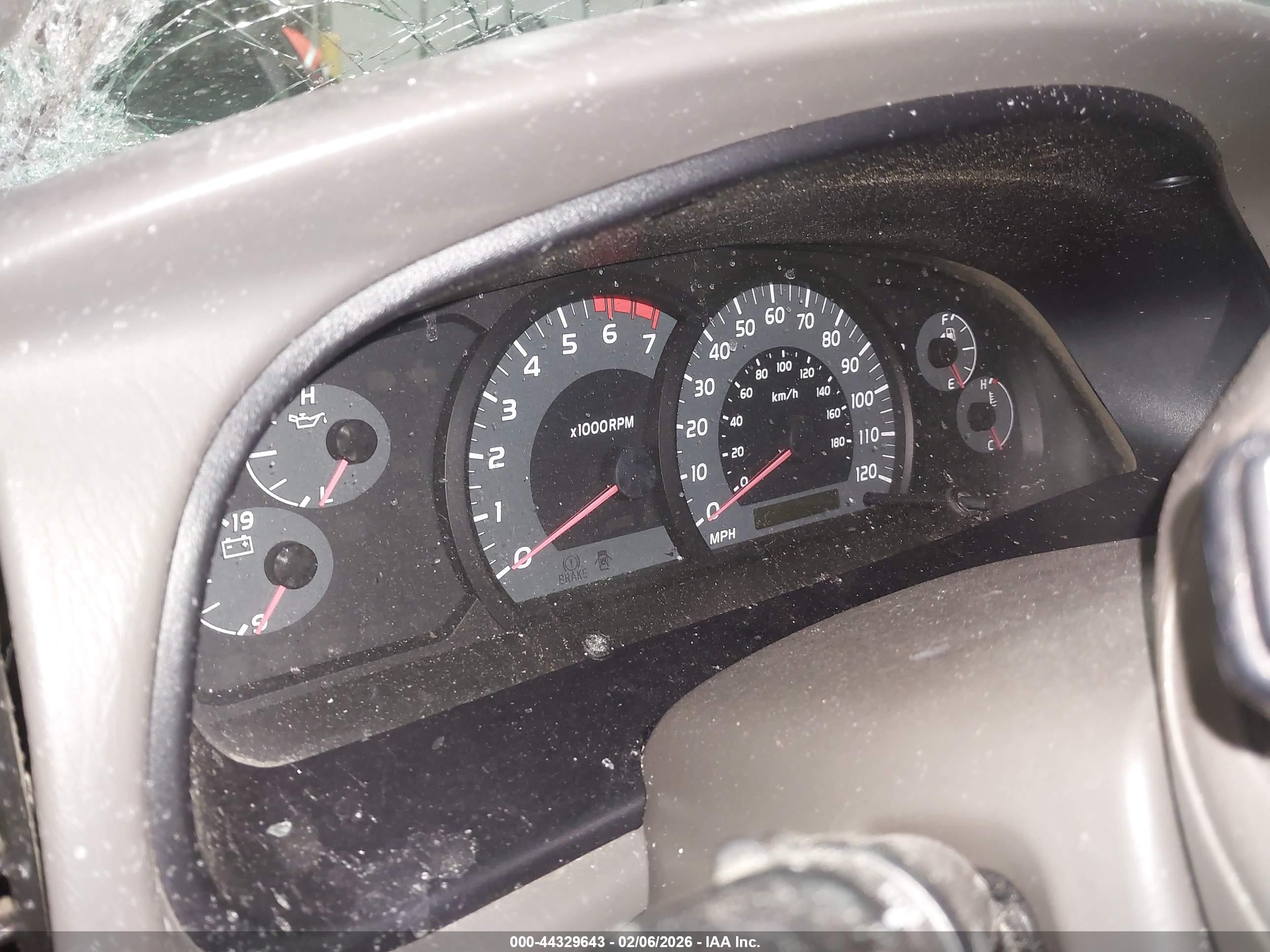 TOYOTA TUNDRA image 7