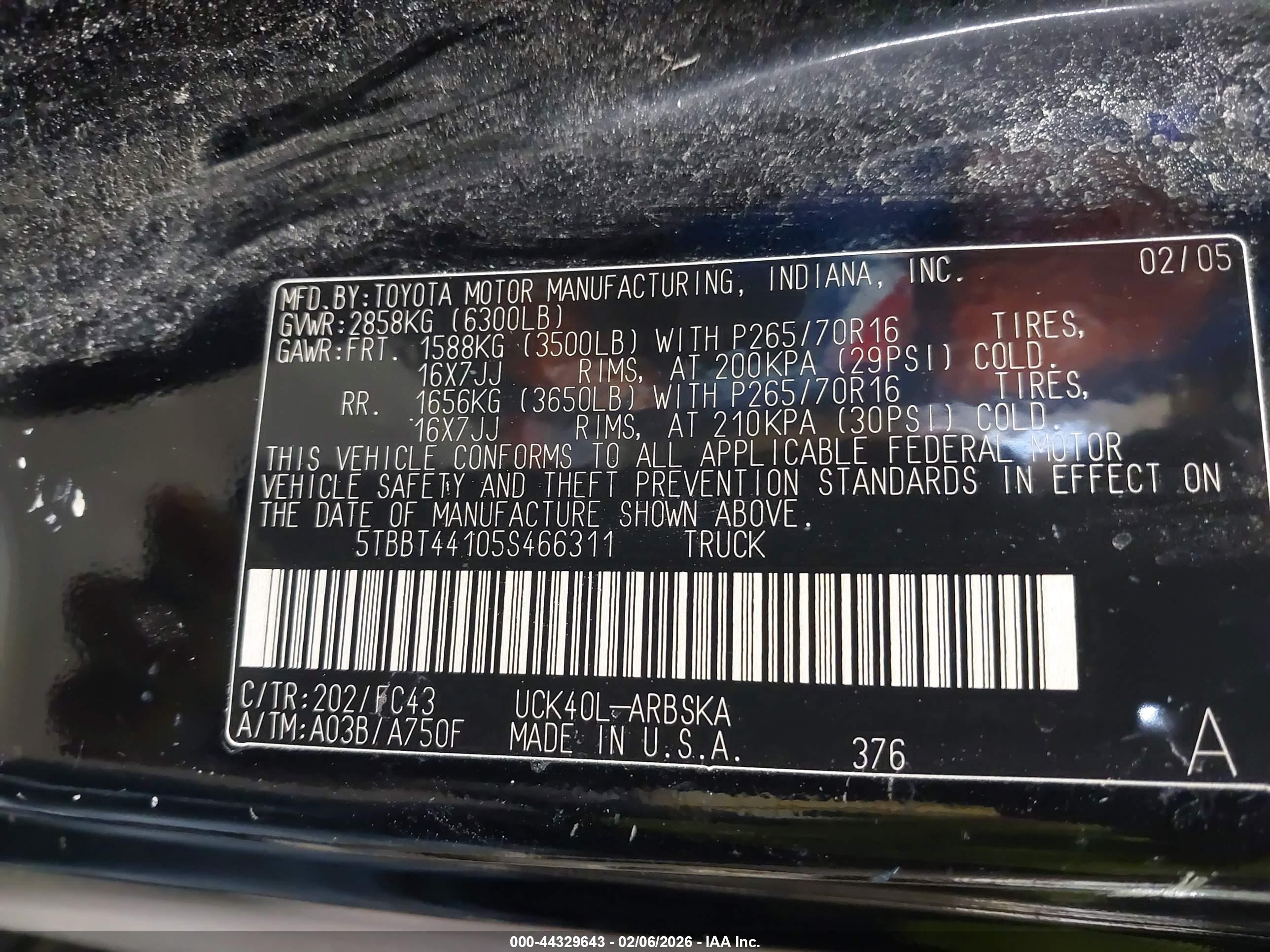 TOYOTA TUNDRA image 9